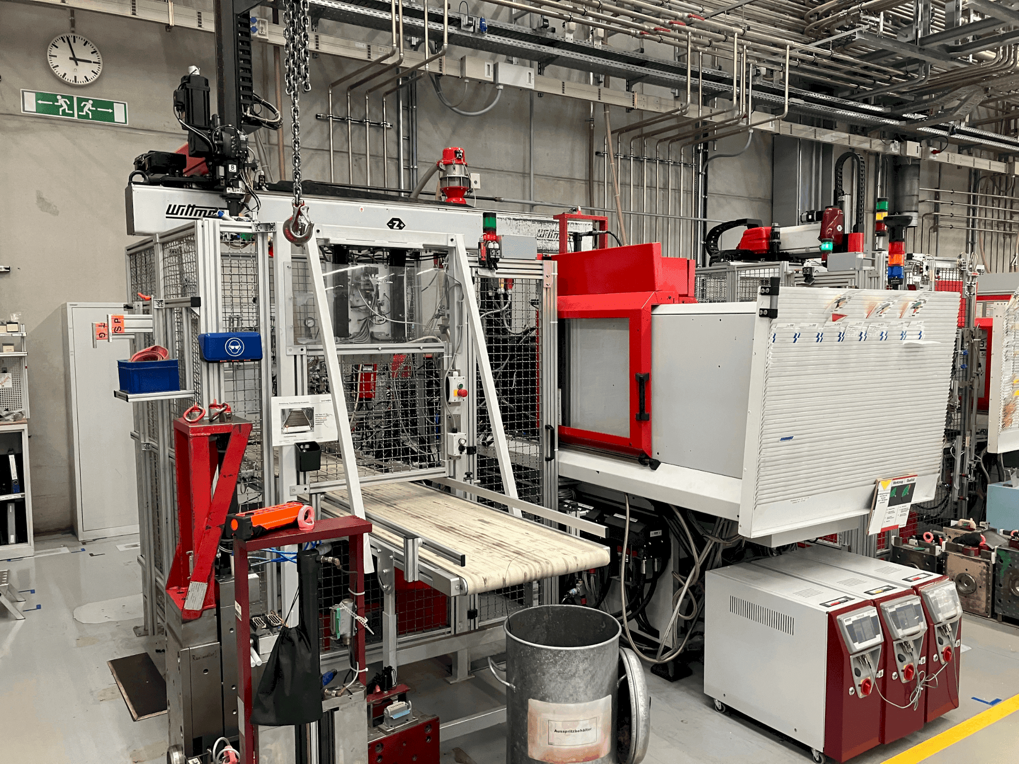 Vista Frontal da Arburg Allrounder 420 S 800-350 máquina