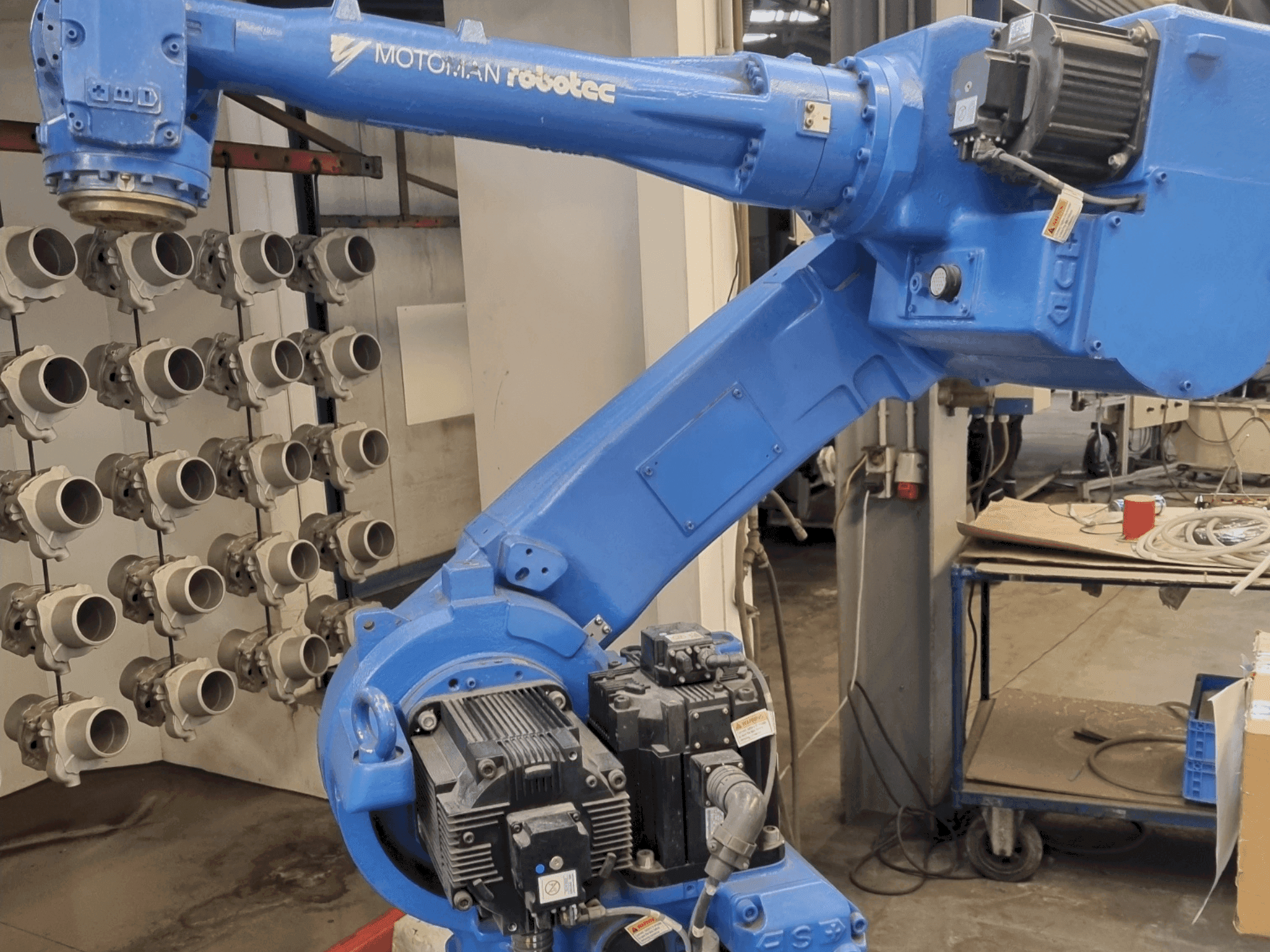 Vista Frontal da MOTOMAN UP50N máquina