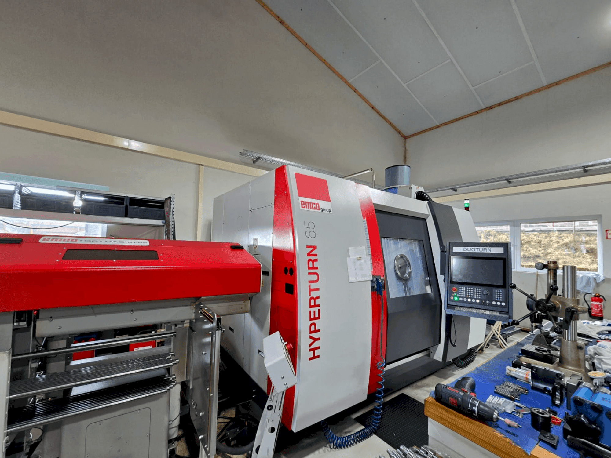 Vista Frontal da EMCO HYPERTURN 65-1300 DUOTURN máquina