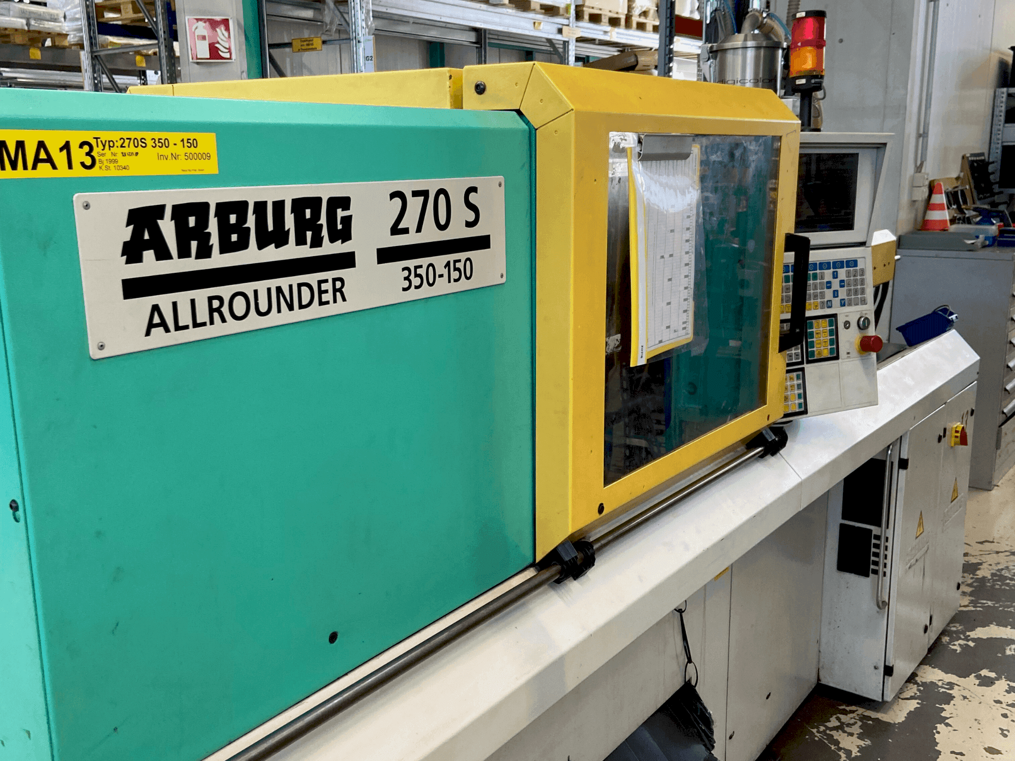 Vista Frontal da Arburg Allrounder 270 S 250-60 máquina