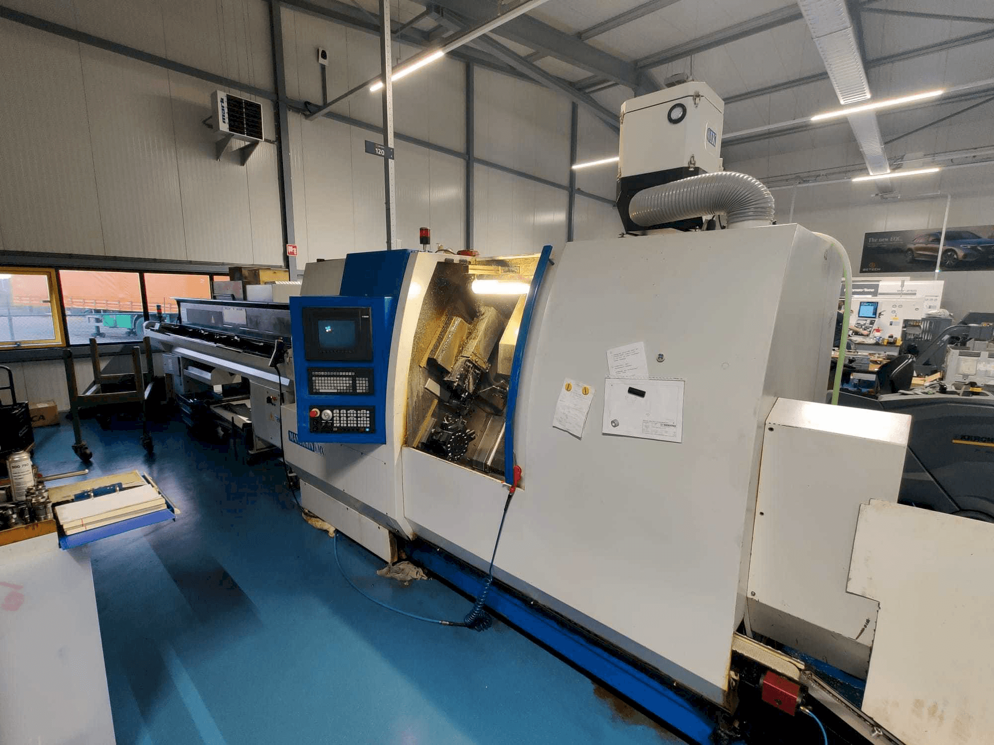 Vista Frontal da Manurhin K'MX XL 32 máquina