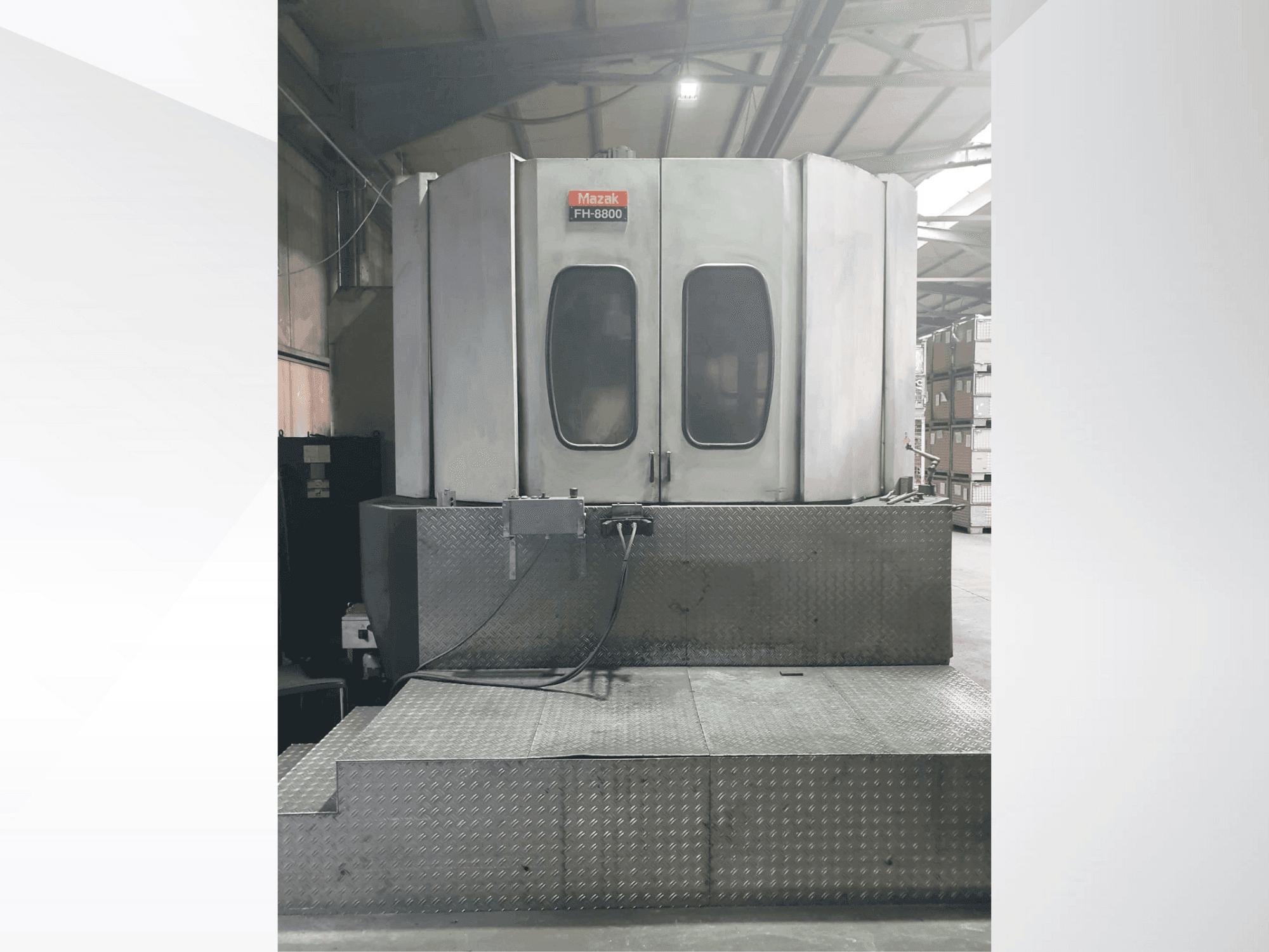 Vista Frontal da Mazak FH 8800 máquina