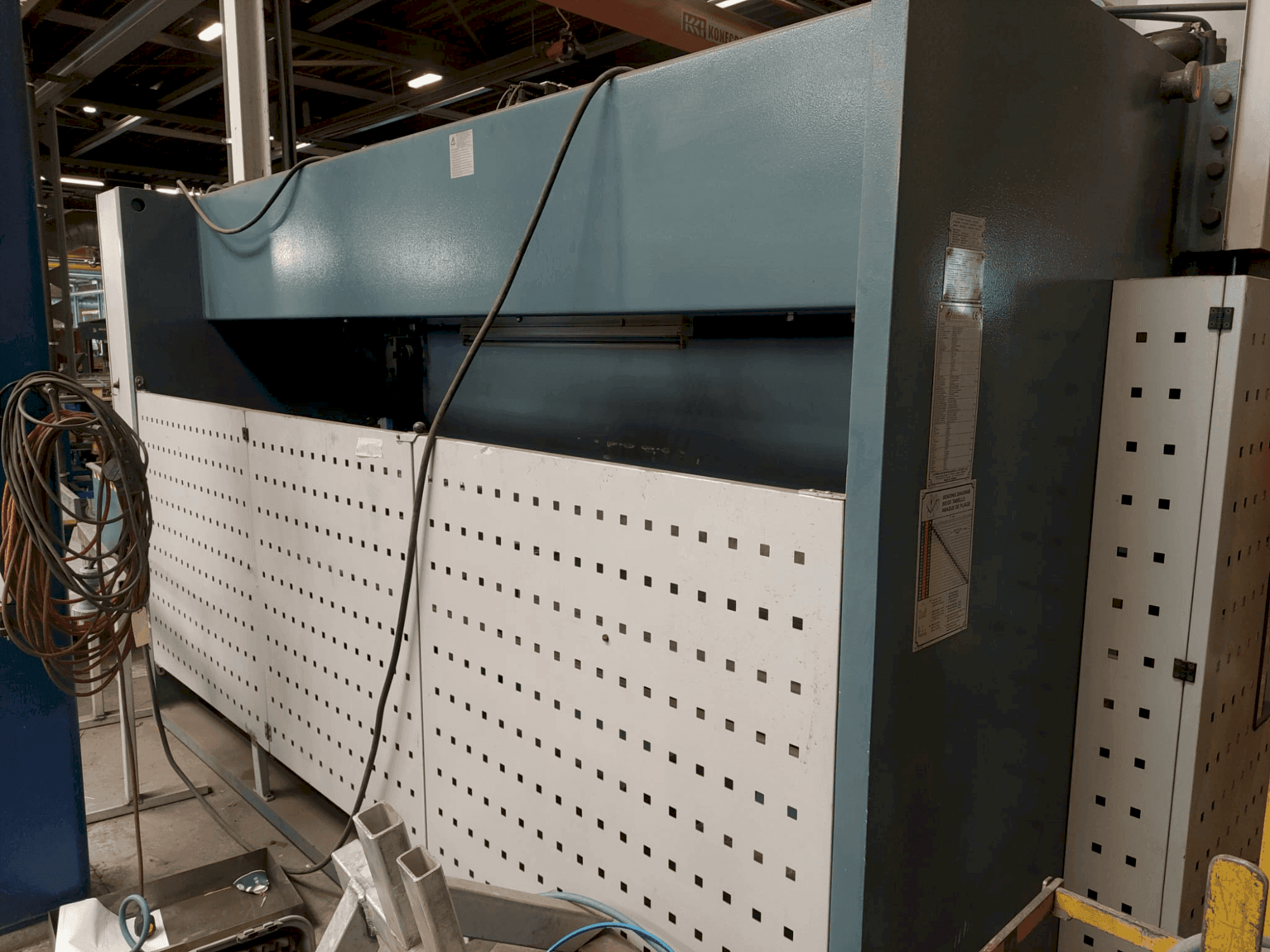 Vista Frontal da Durma E 40160 máquina