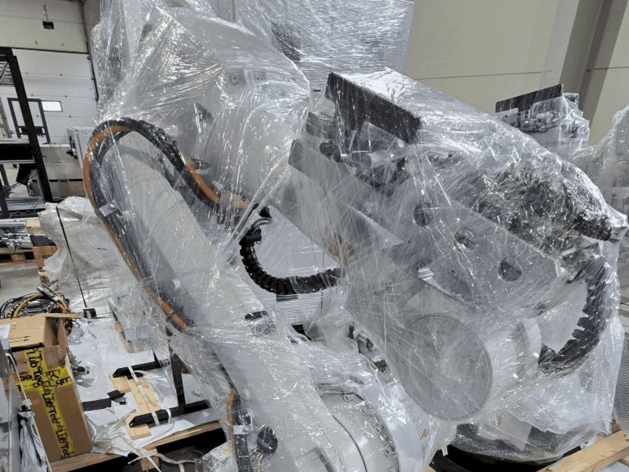 Vista Frontal da ABB IRB 4600-45/2.05 máquina