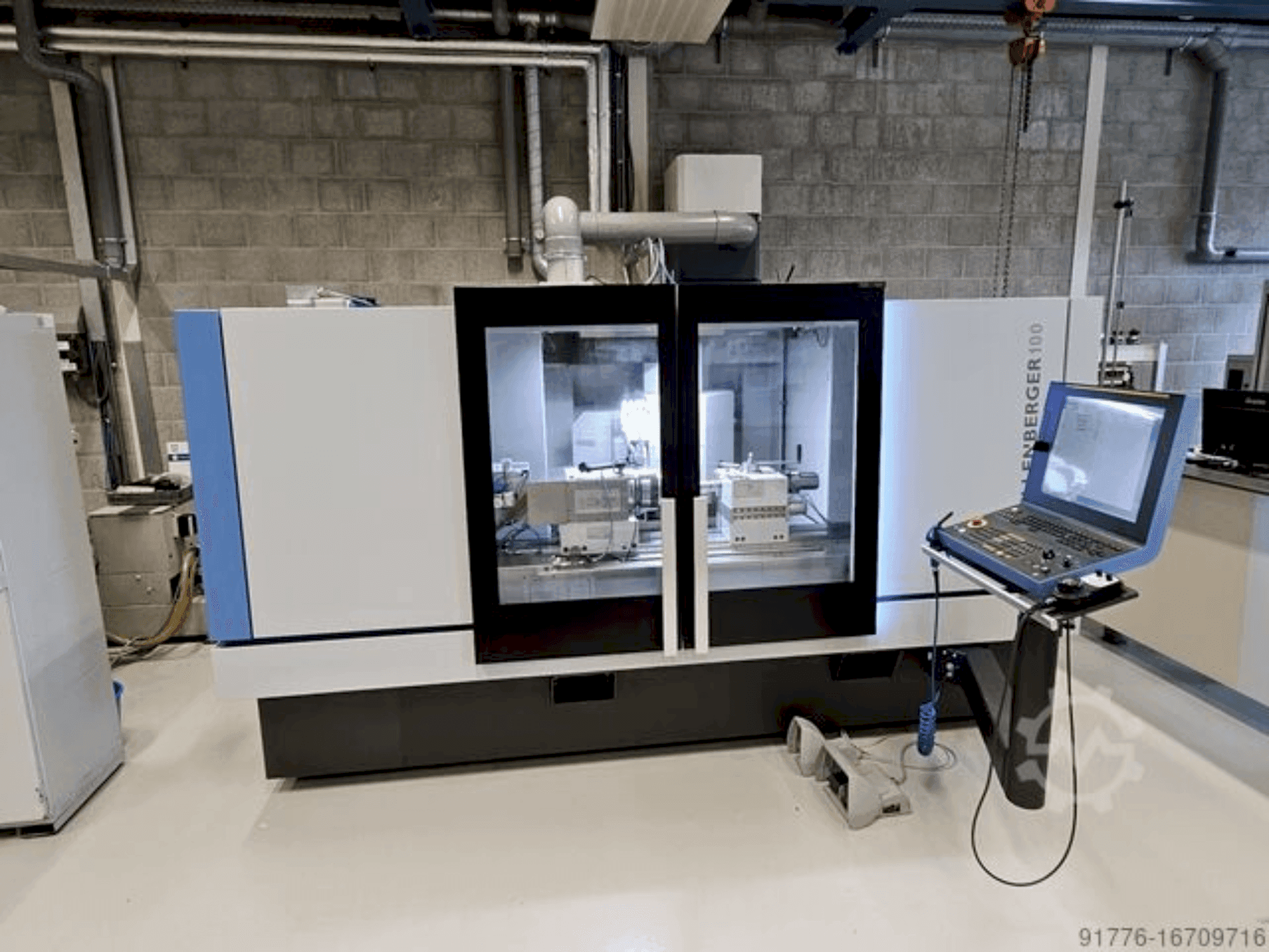 Vista Frontal da KELLENBERGER 100 máquina