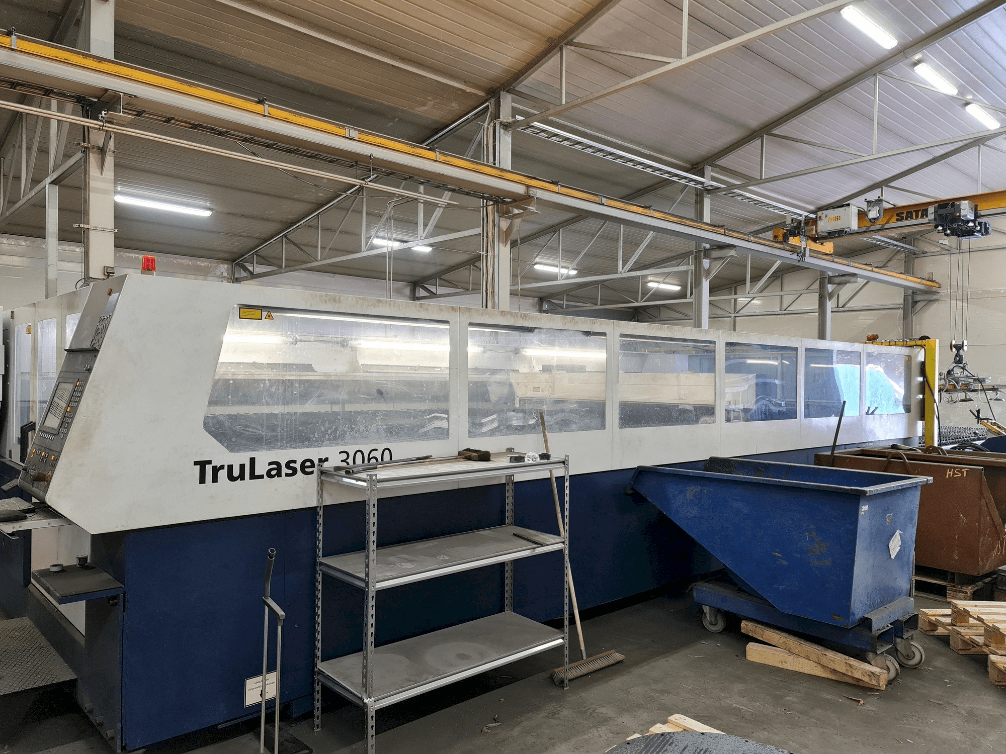 Vista Lateral da Trumpf TruLaser 3060 máquina