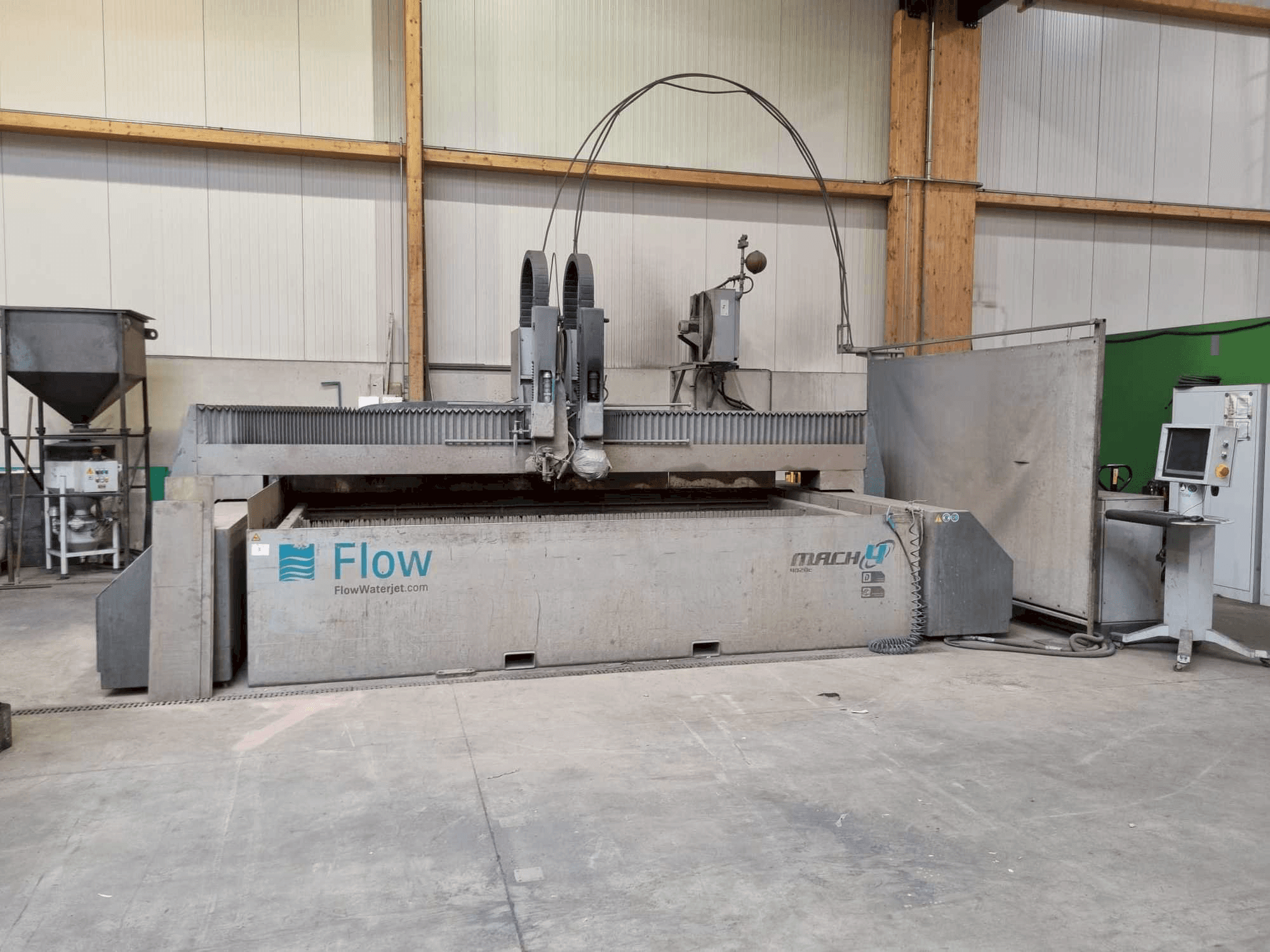 Vista Frontal da Flow WMC 2 4020 Mach 4 máquina