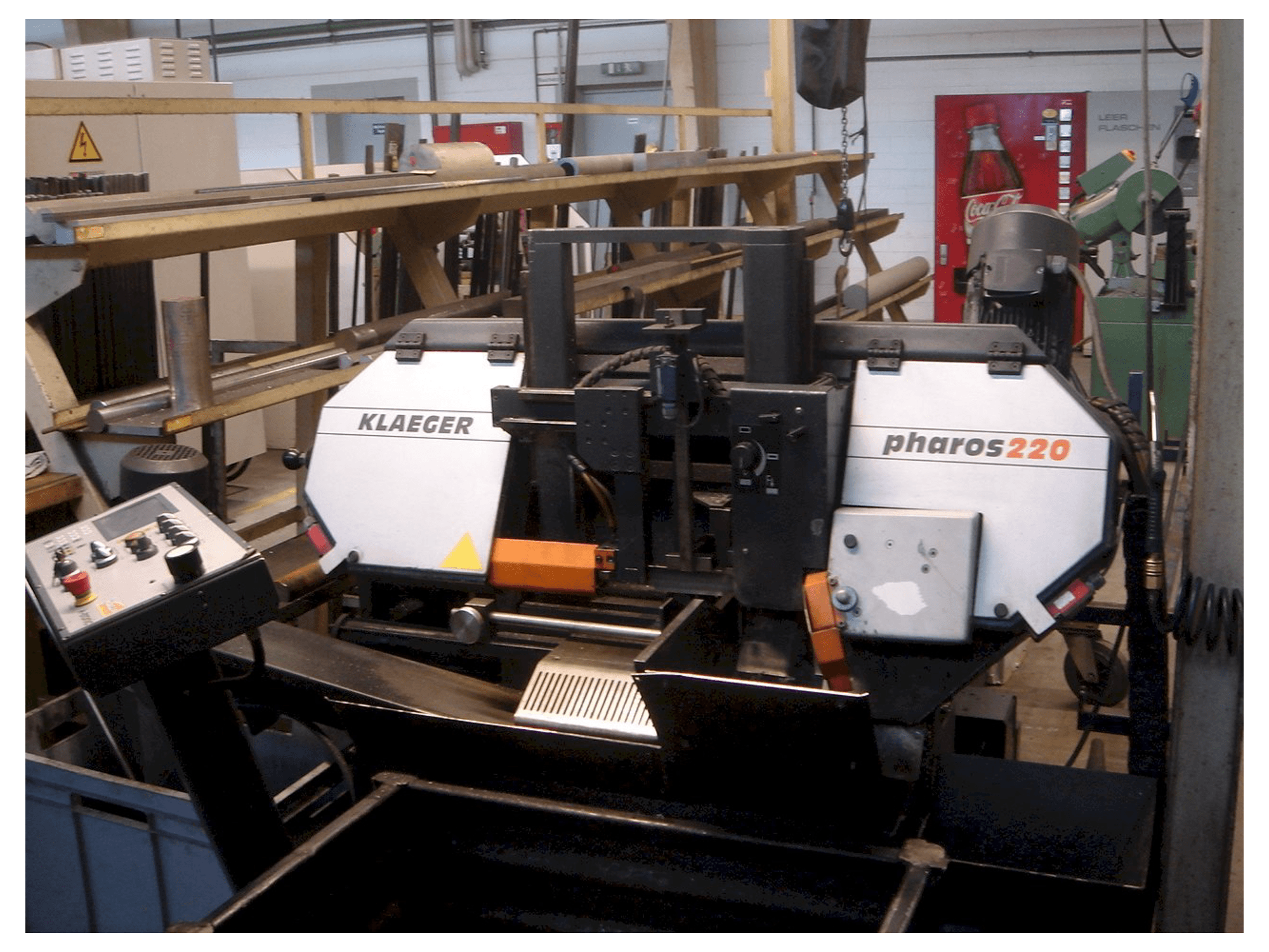 Vista Frontal da Klaeger Pharos 220 máquina