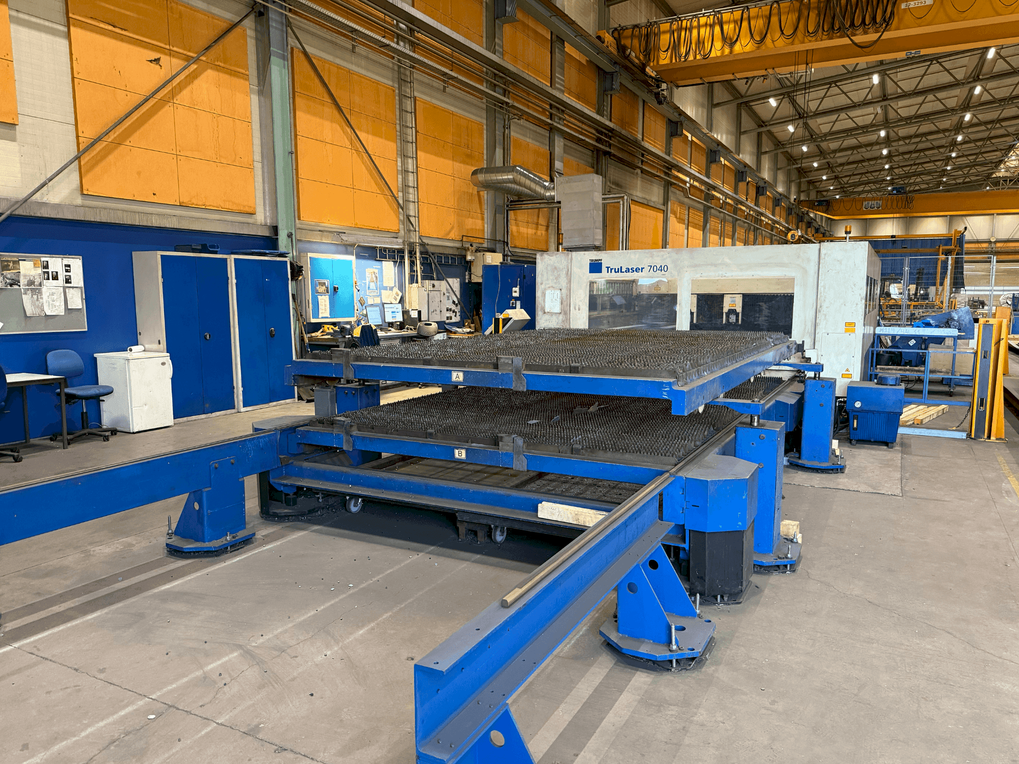 Vista Frontal da TRUMPF Trulaser 7040 máquina