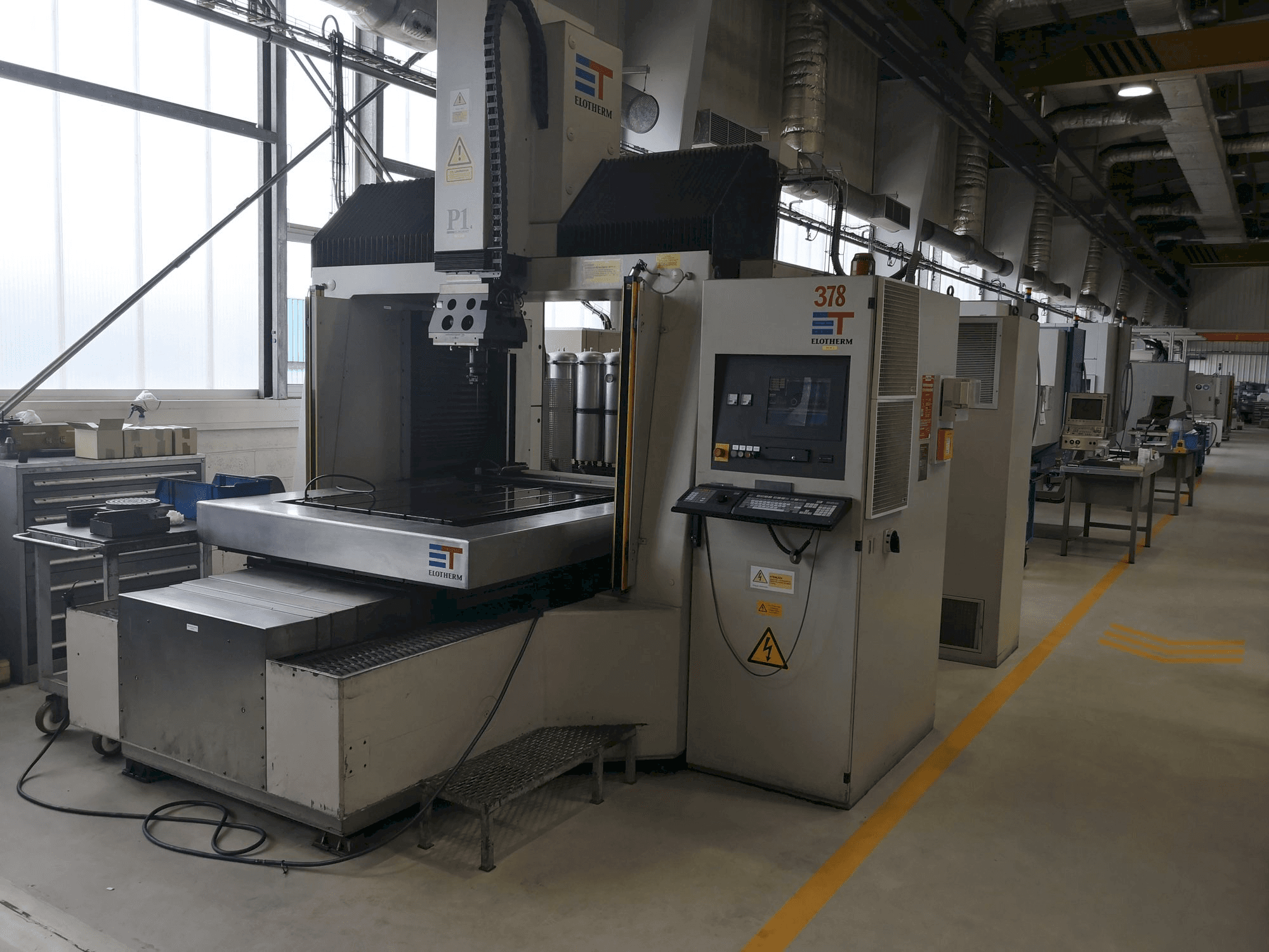 Vista Frontal da ELOTHERM ELBOMAT P1 máquina