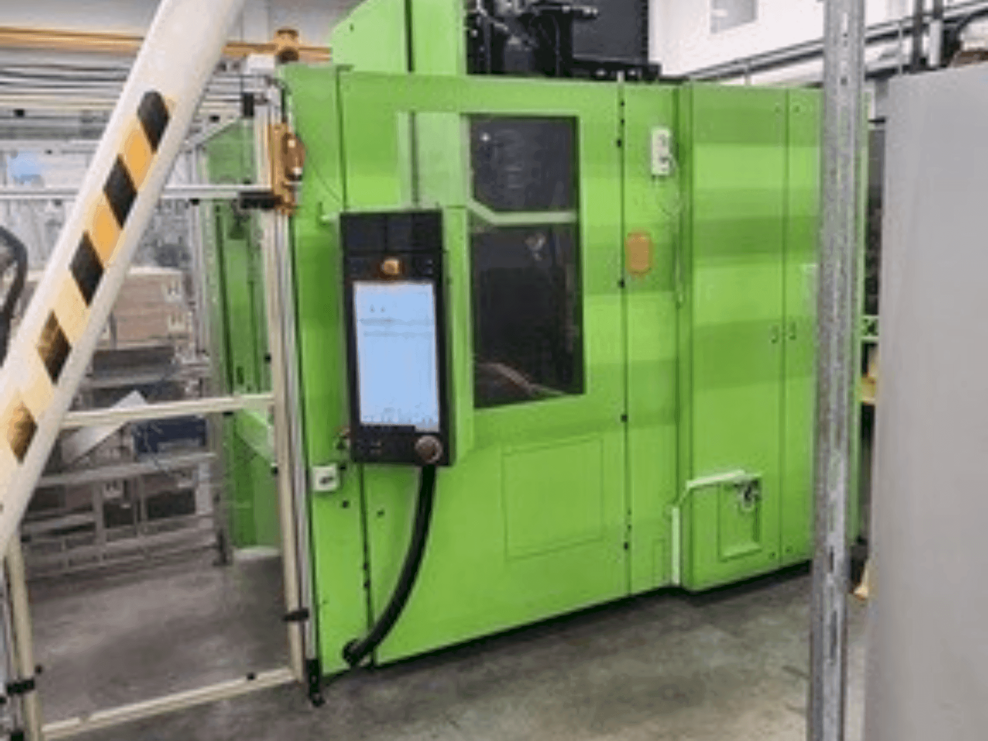 Vista Frontal da Engel Insert Rotary 200V/100 máquina