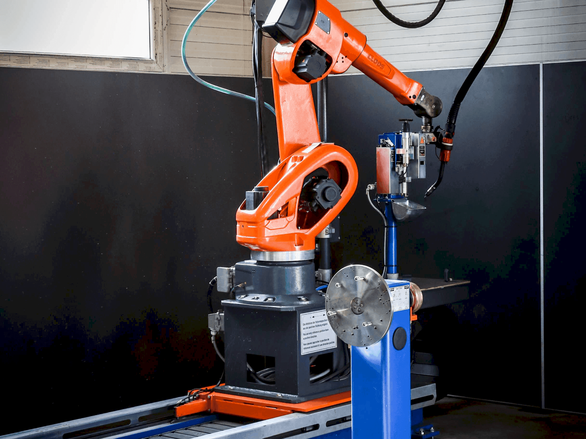 Vista Frontal da CLOOS QRC 350 QIROX máquina