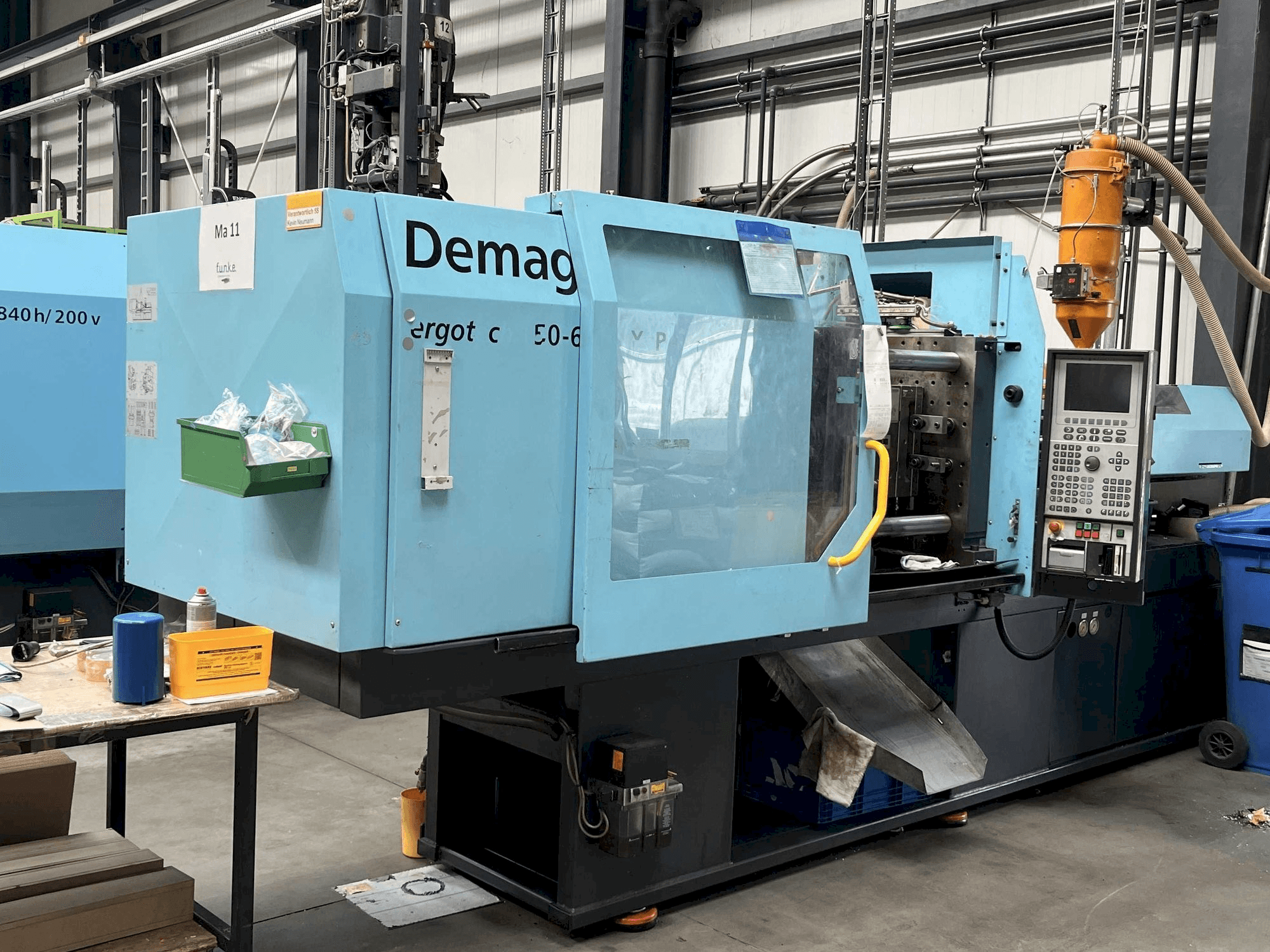 Vista Frontal da DEMAG Ergotech 150/500 - 600 EXTRA máquina