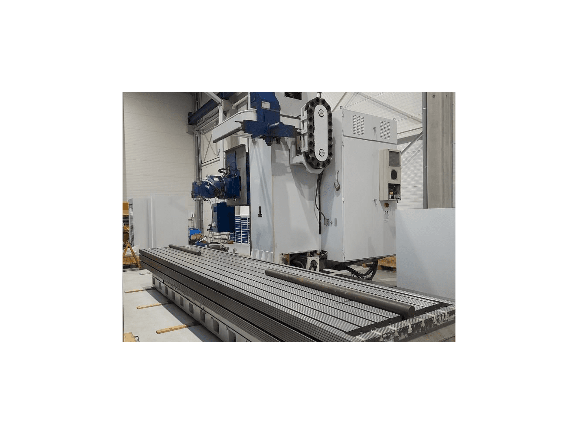 Vista Frontal da CME FCM 6000 máquina