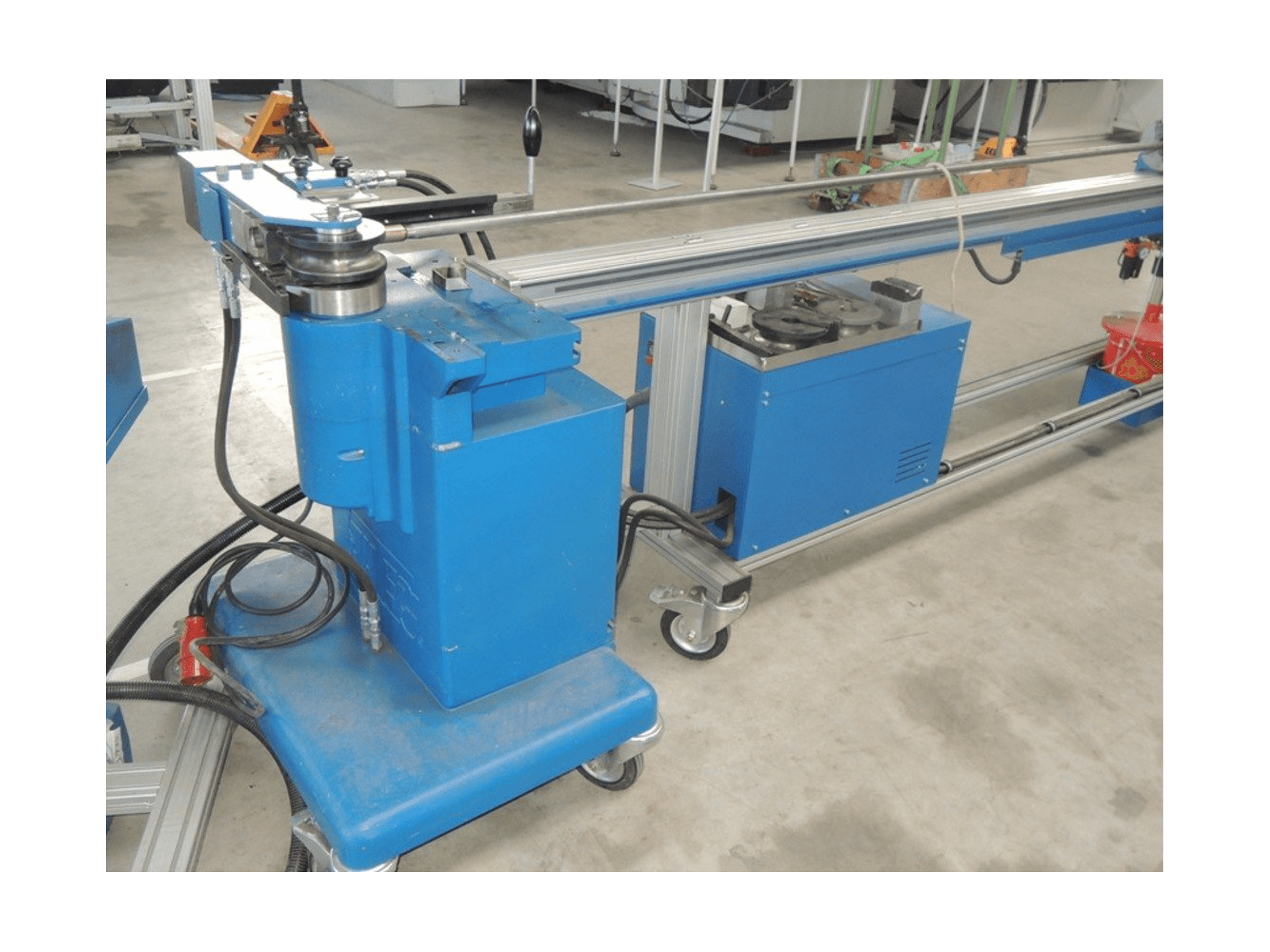 Vista Frontal da JUTEC 5030 máquina