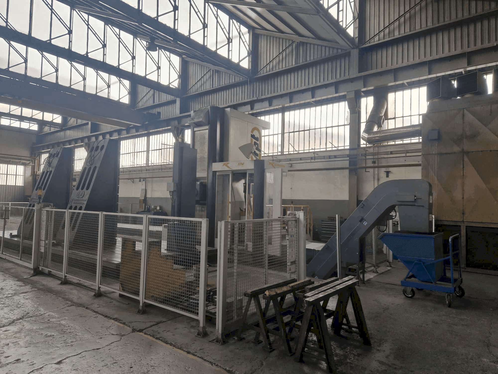 Vista Frontal da FPT RONIN EVO máquina