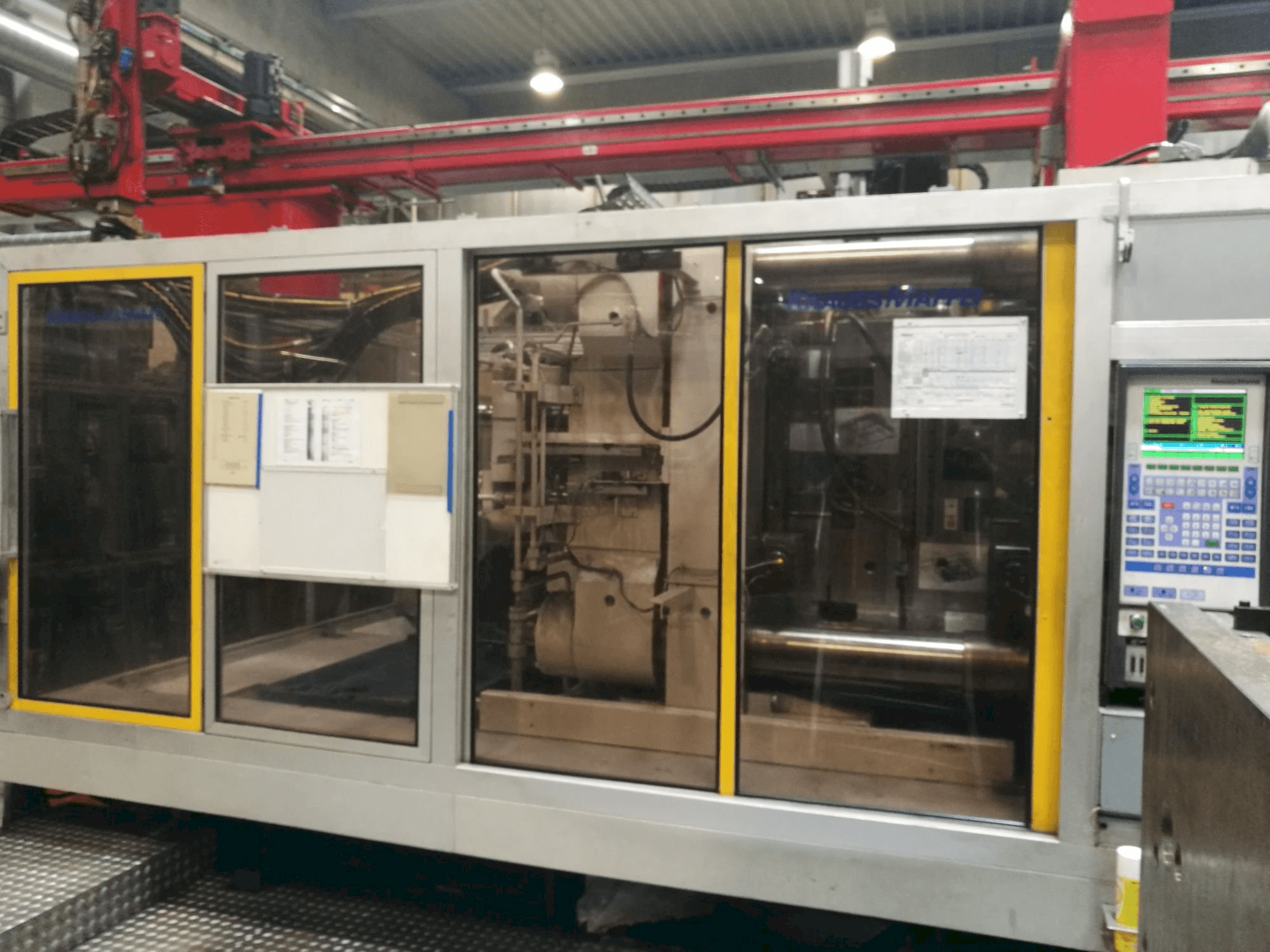 Vista Frontal da Krauss Maffei 800-4350 MC máquina
