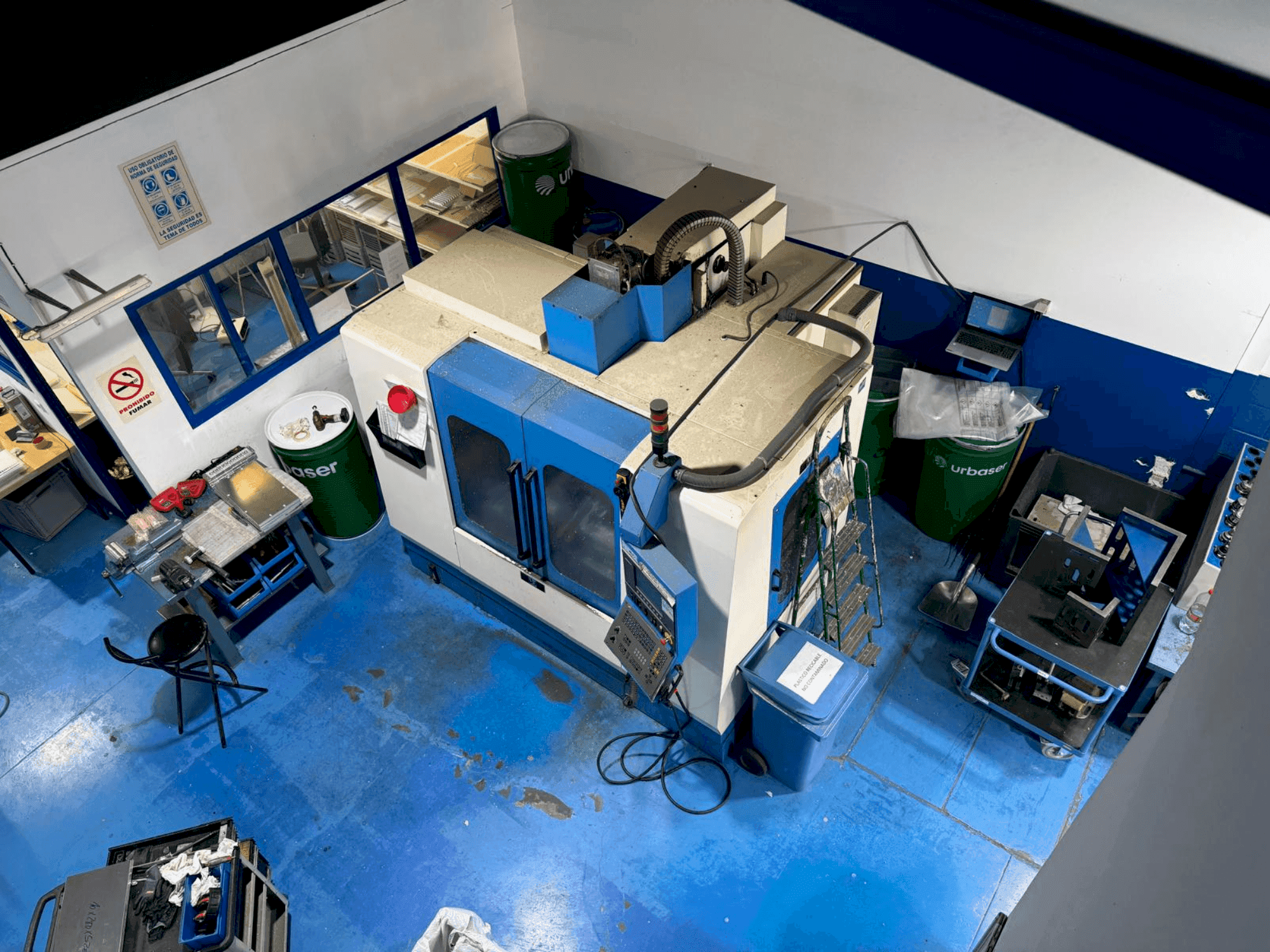 Vista Frontal da LAGUN GVC 1000 máquina