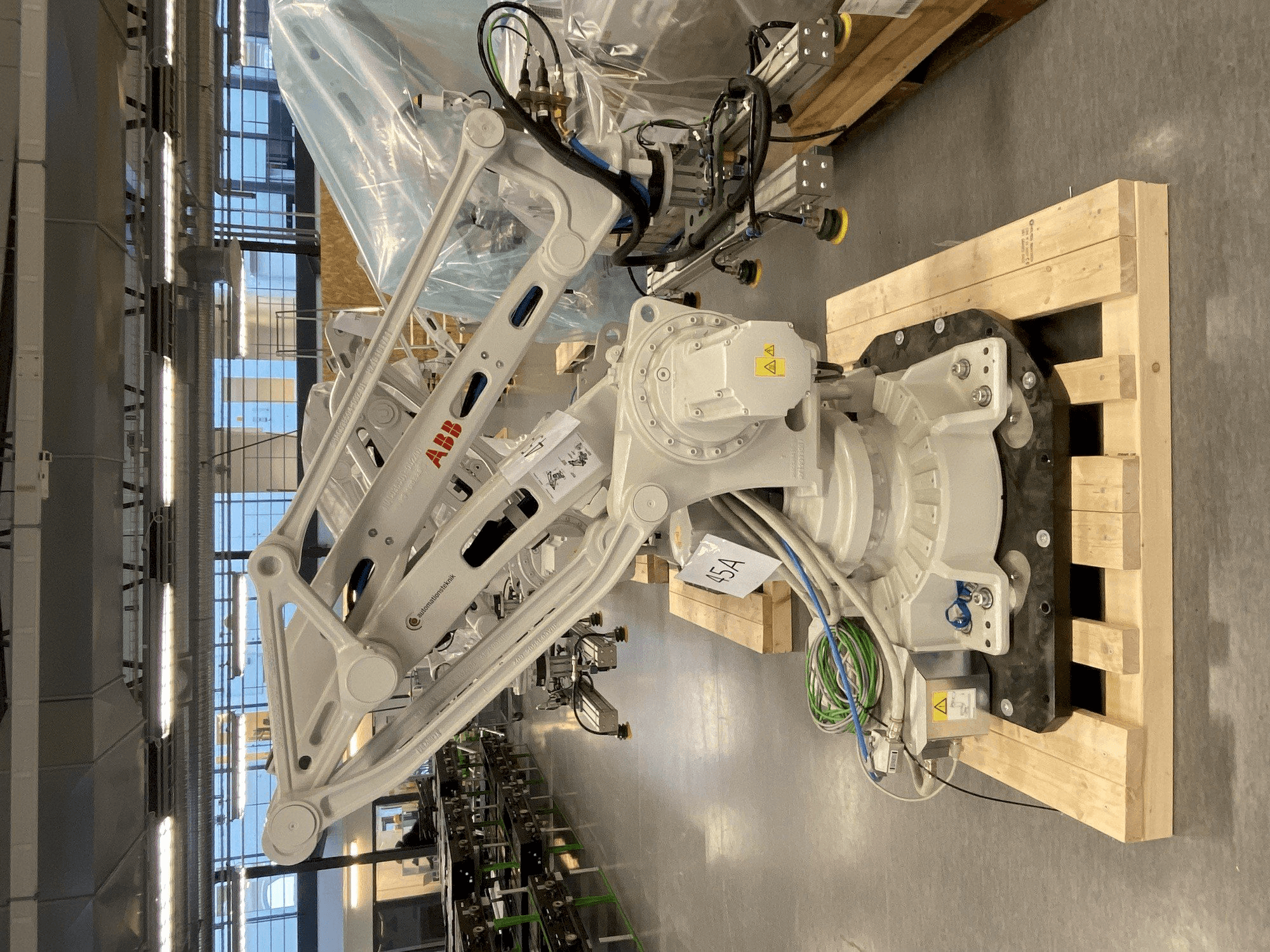 Vista Frontal da ABB IRB 460-110/2.4 máquina