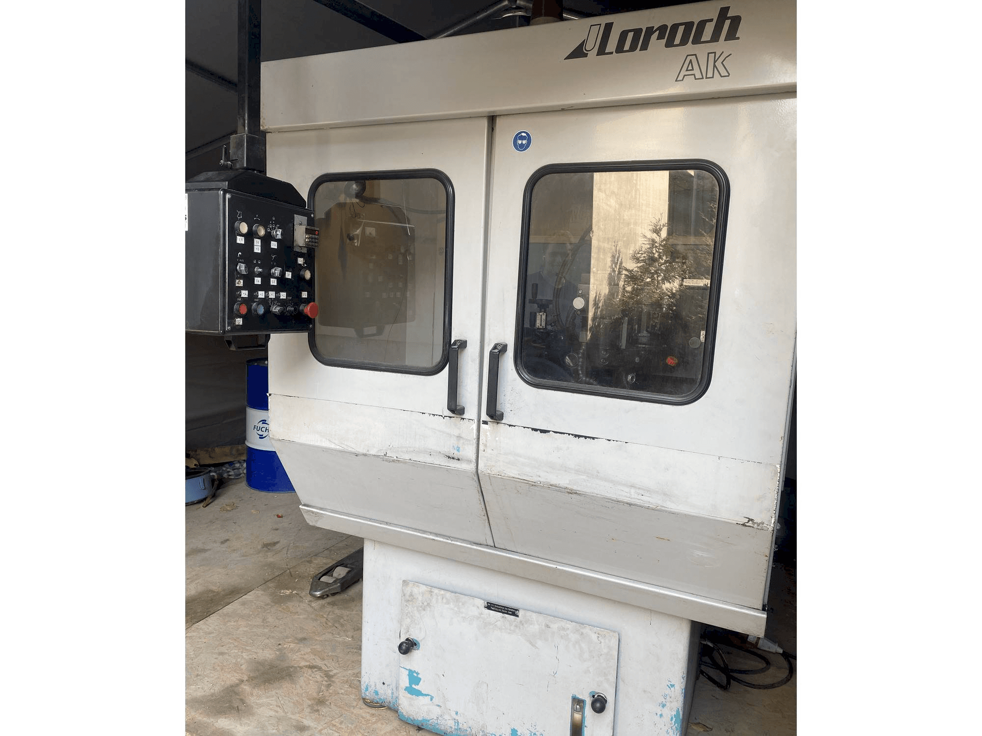 Vista Frontal da Loroch AK máquina