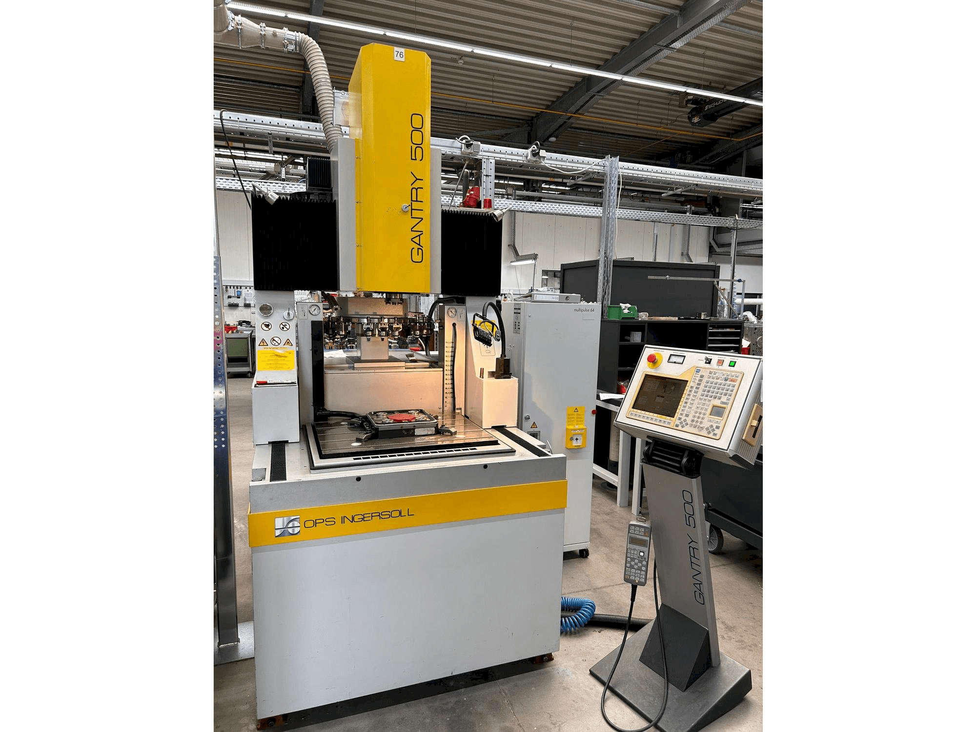 Vista Frontal da OPS-INGERSOLL Gantry 500 máquina