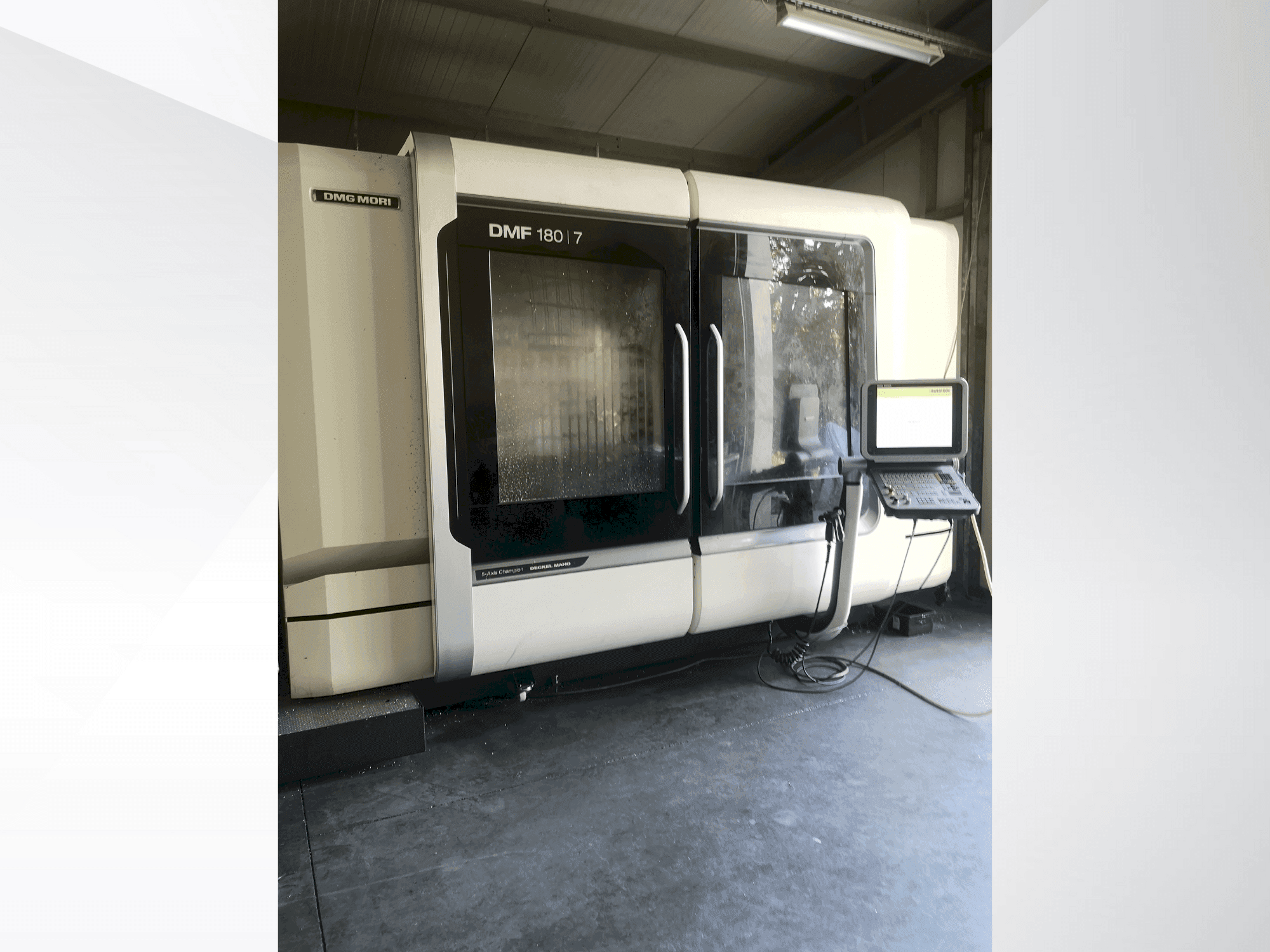 Vista Frontal da DMG MORI DMF 180/7 máquina