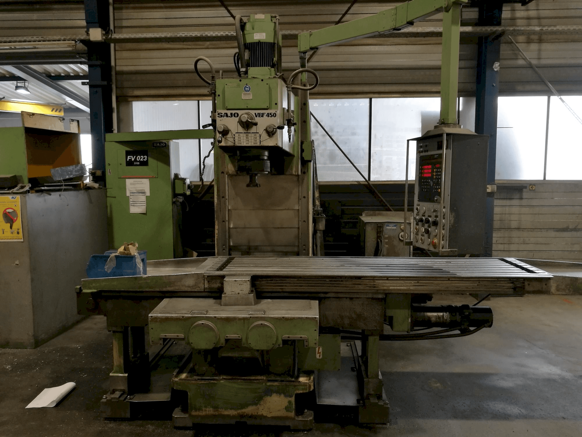 Vista Frontal da SAJO VBF450 máquina