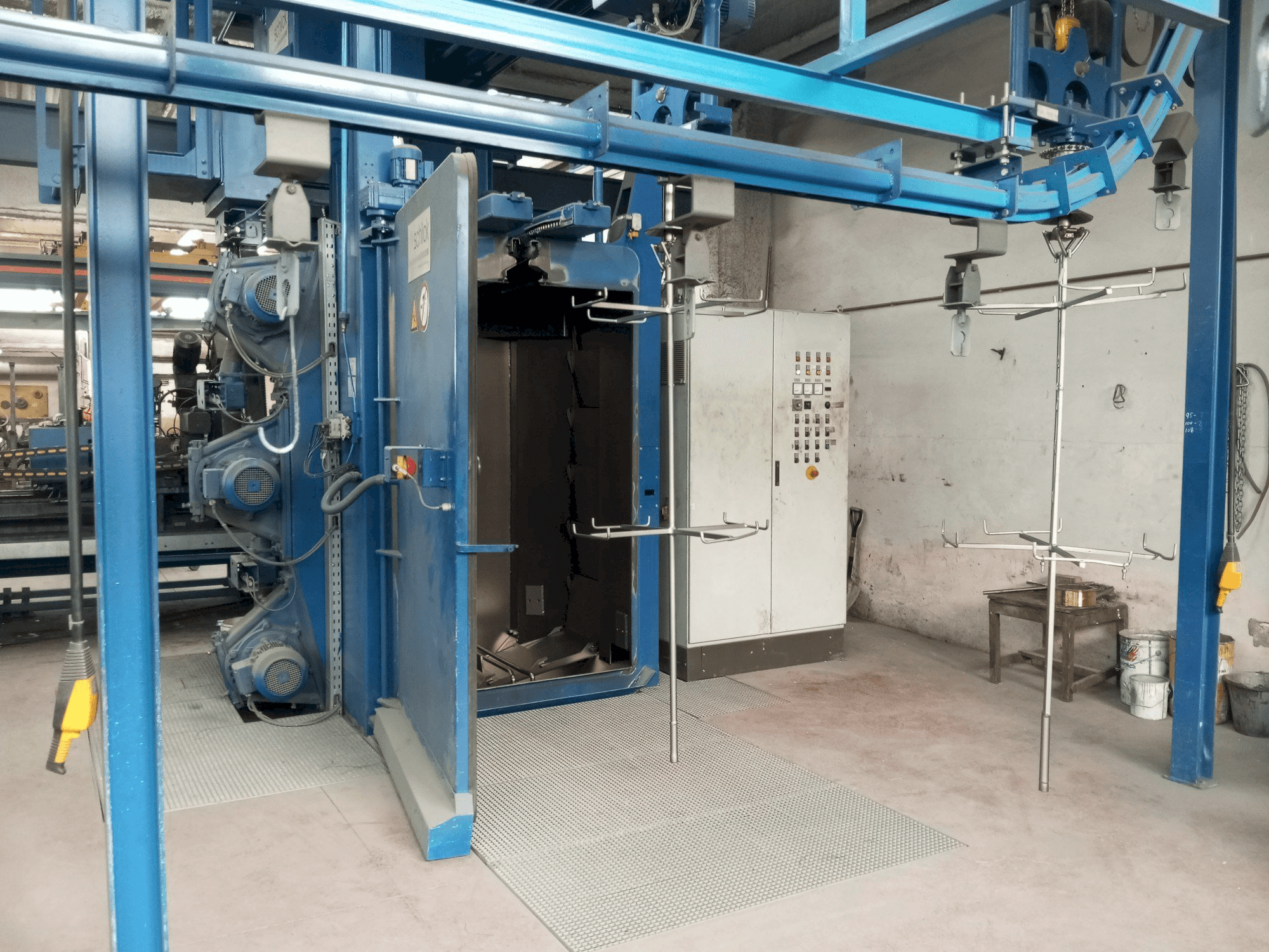 Vista Frontal da WHEELABRATOR SCHLICK HB 12/20 máquina