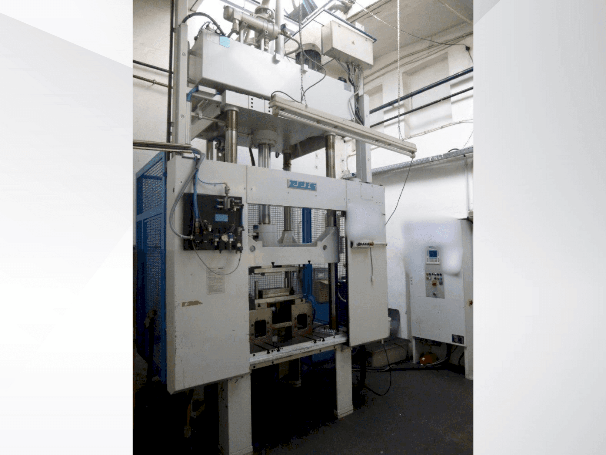 Vista Frontal da Reis SEP10-30 DIII máquina