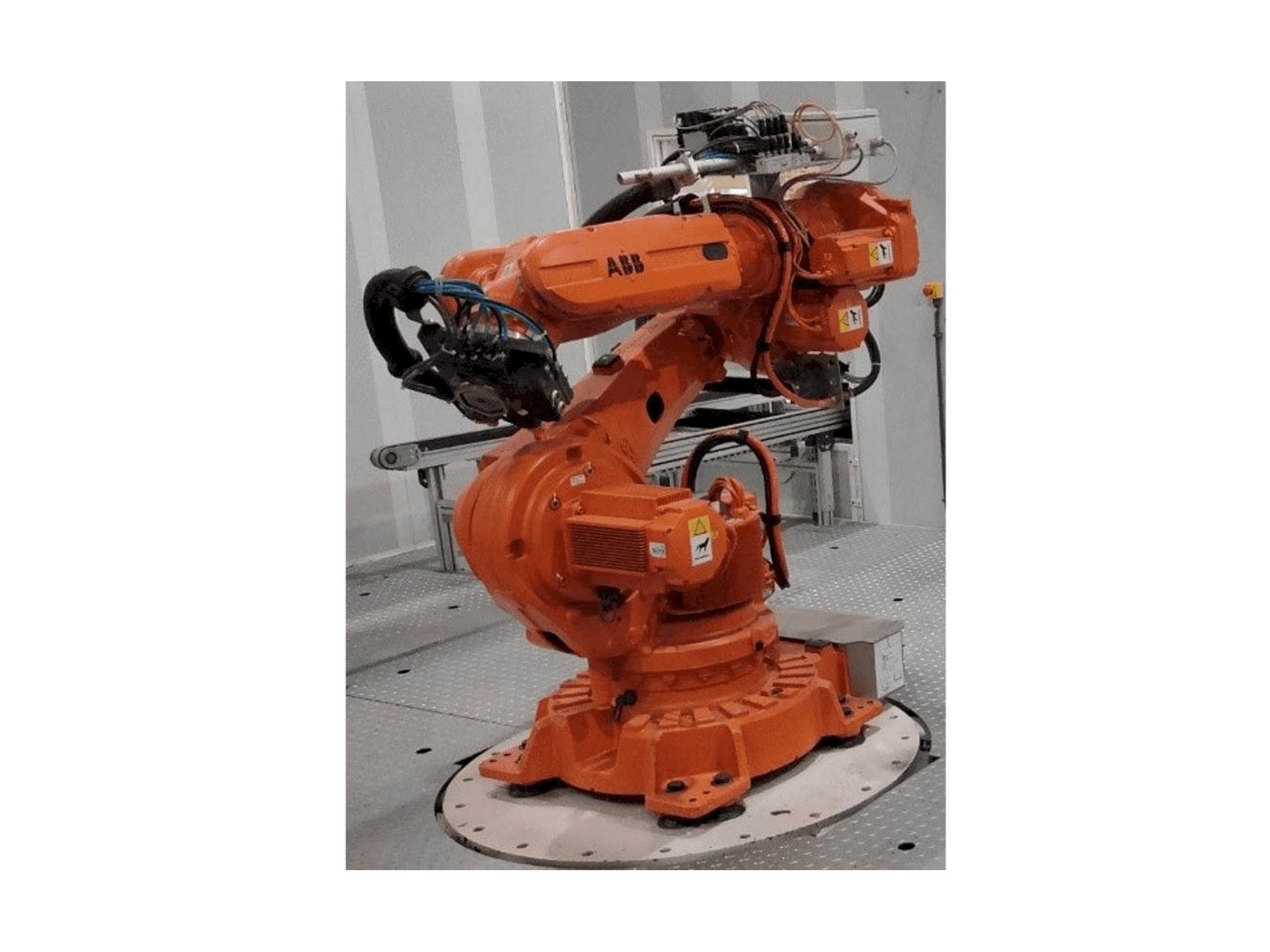 Vista Frontal da ABB IRB 6620-150/2.2 máquina