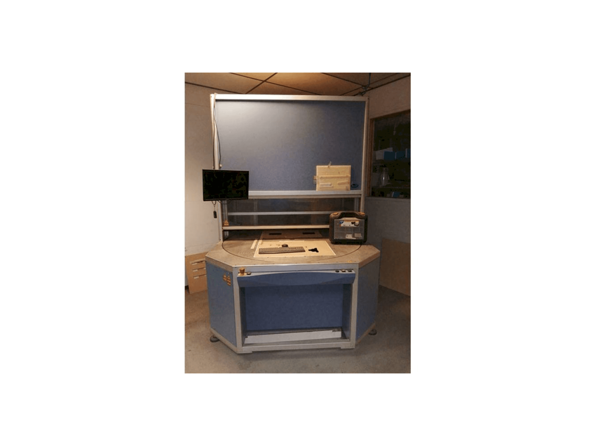 Vista Frontal da SEI Laser INFINITY 5070 máquina