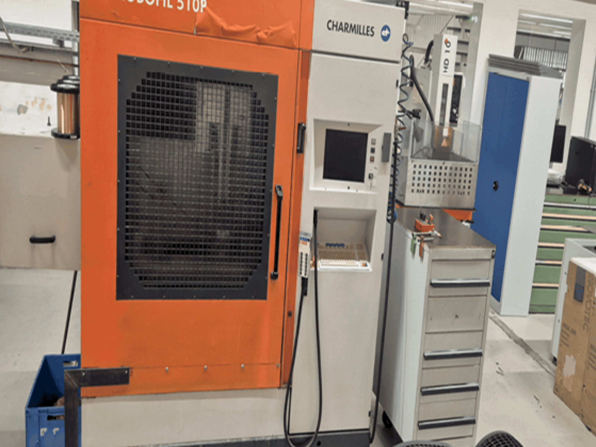 Vista Frontal da CHARMILLES Robofil 51 máquina