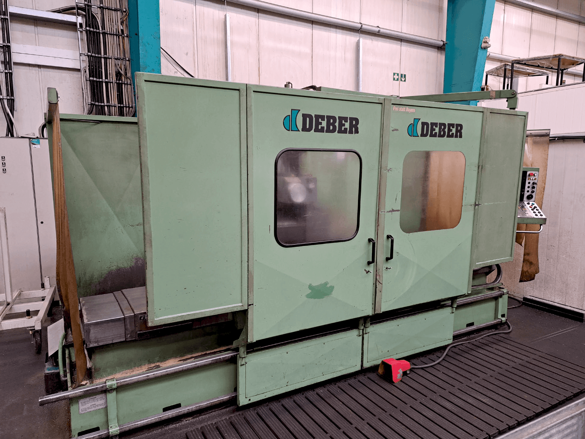 Vista Frontal da DEBER Dinamyc 2 máquina