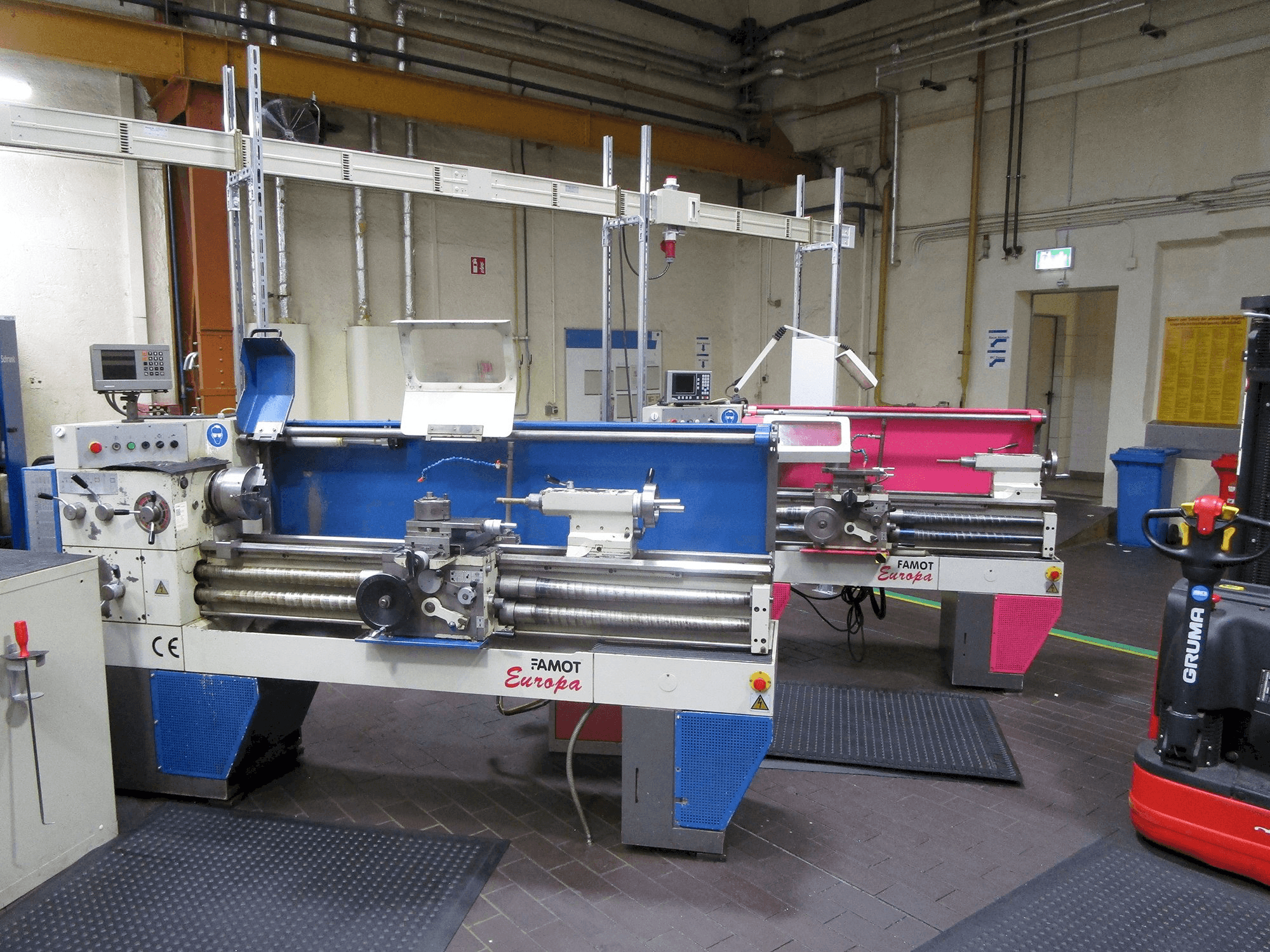 Vista Frontal da FAMOT EUROPA máquina