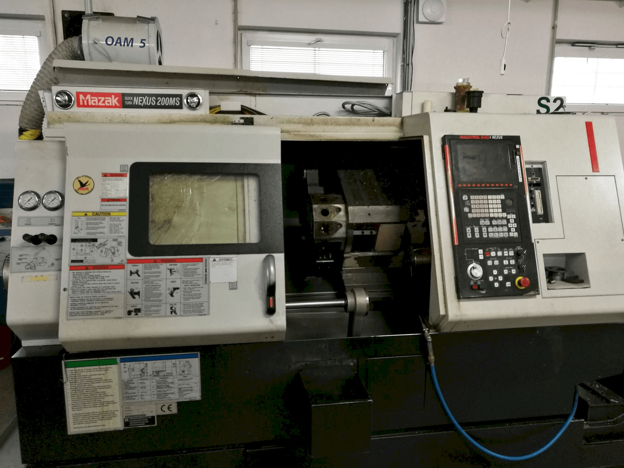 Vista Frontal da Mazak QT Nexus-200 MS máquina