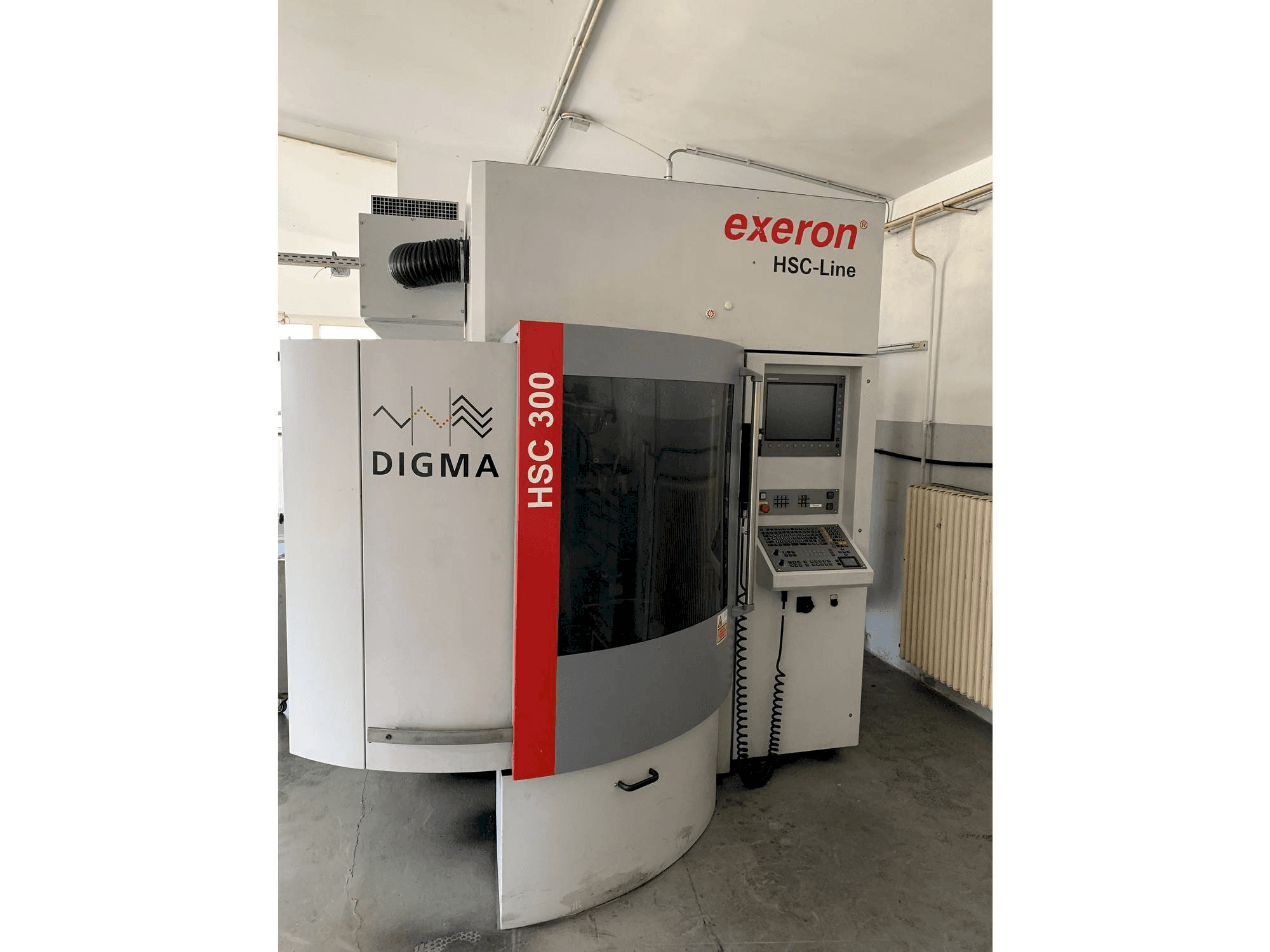 Vista Frontal da Exeron HSC 300P máquina