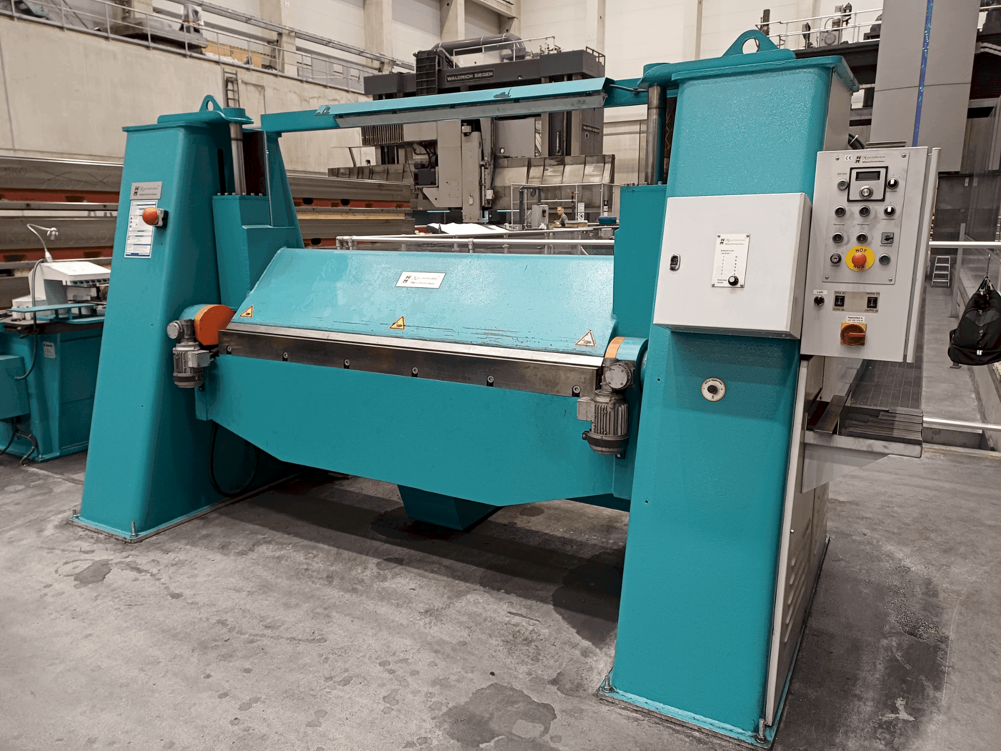 Vista Frontal da DR. HOCHSTRATE 2000/6 máquina