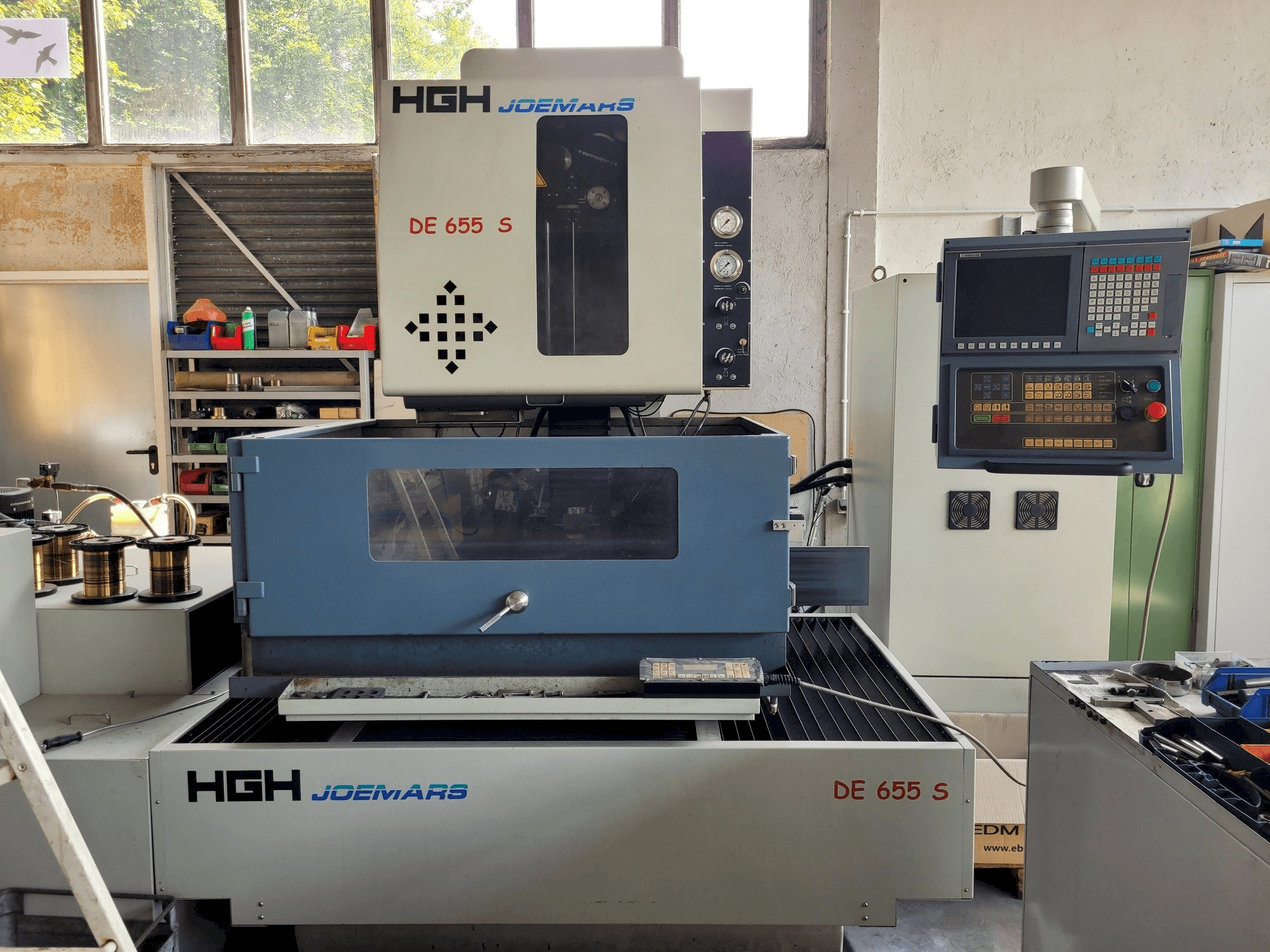 Vista Frontal da Joemars AWT 655S máquina