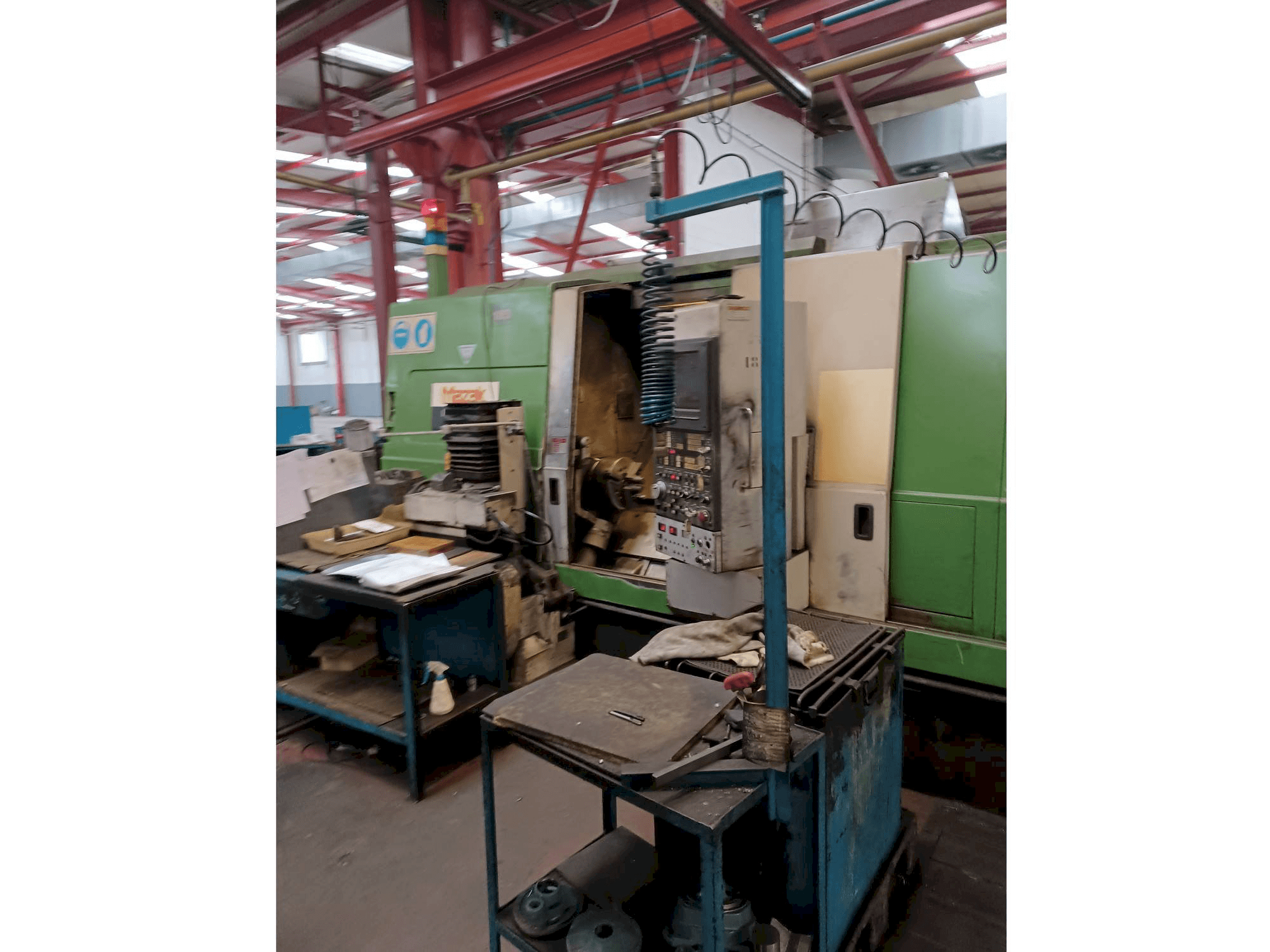 Vista Frontal da Mazak Integrex 40 ATC M/C máquina