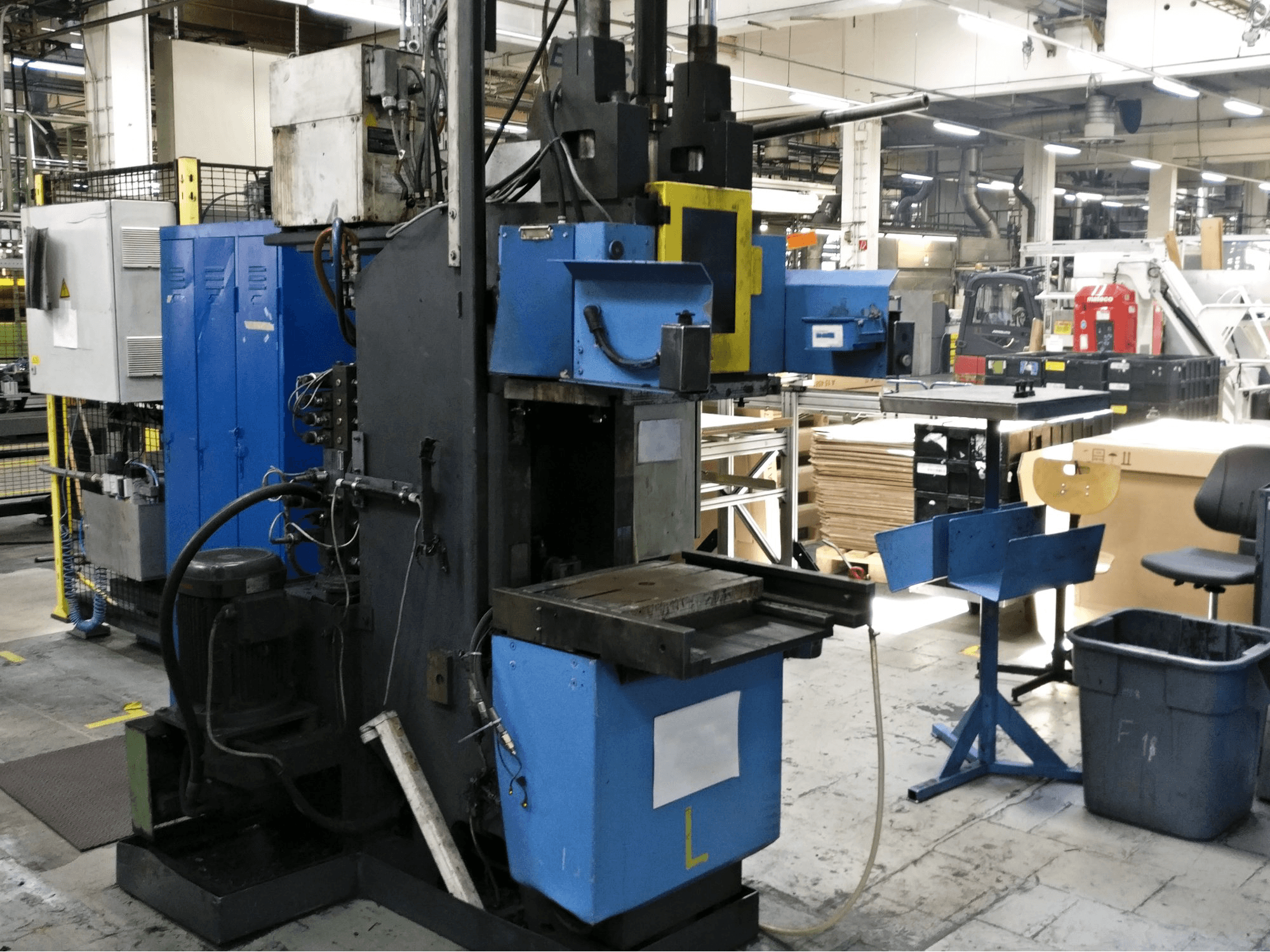 Vista Esquerda da Kloeckner Desma 956.050 máquina