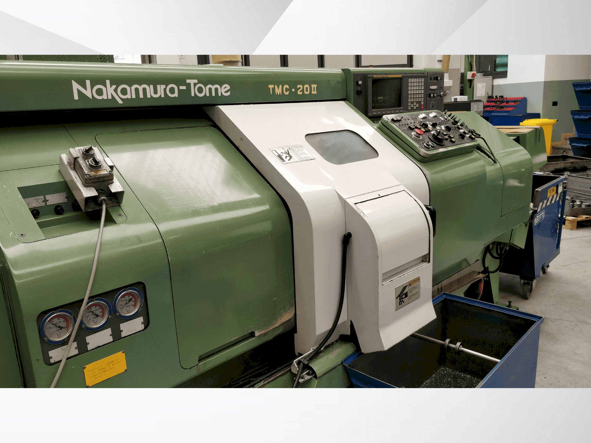 Vista Frontal da NAKAMURA-TOME TMC20-II máquina