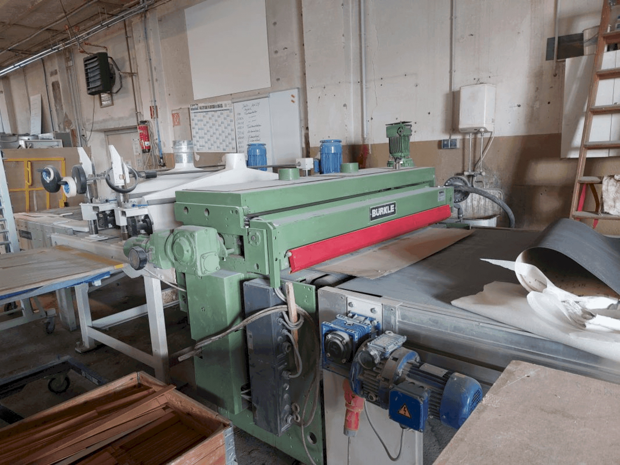 Vista Frontal da BÜRKLE DAL 1 1300 máquina