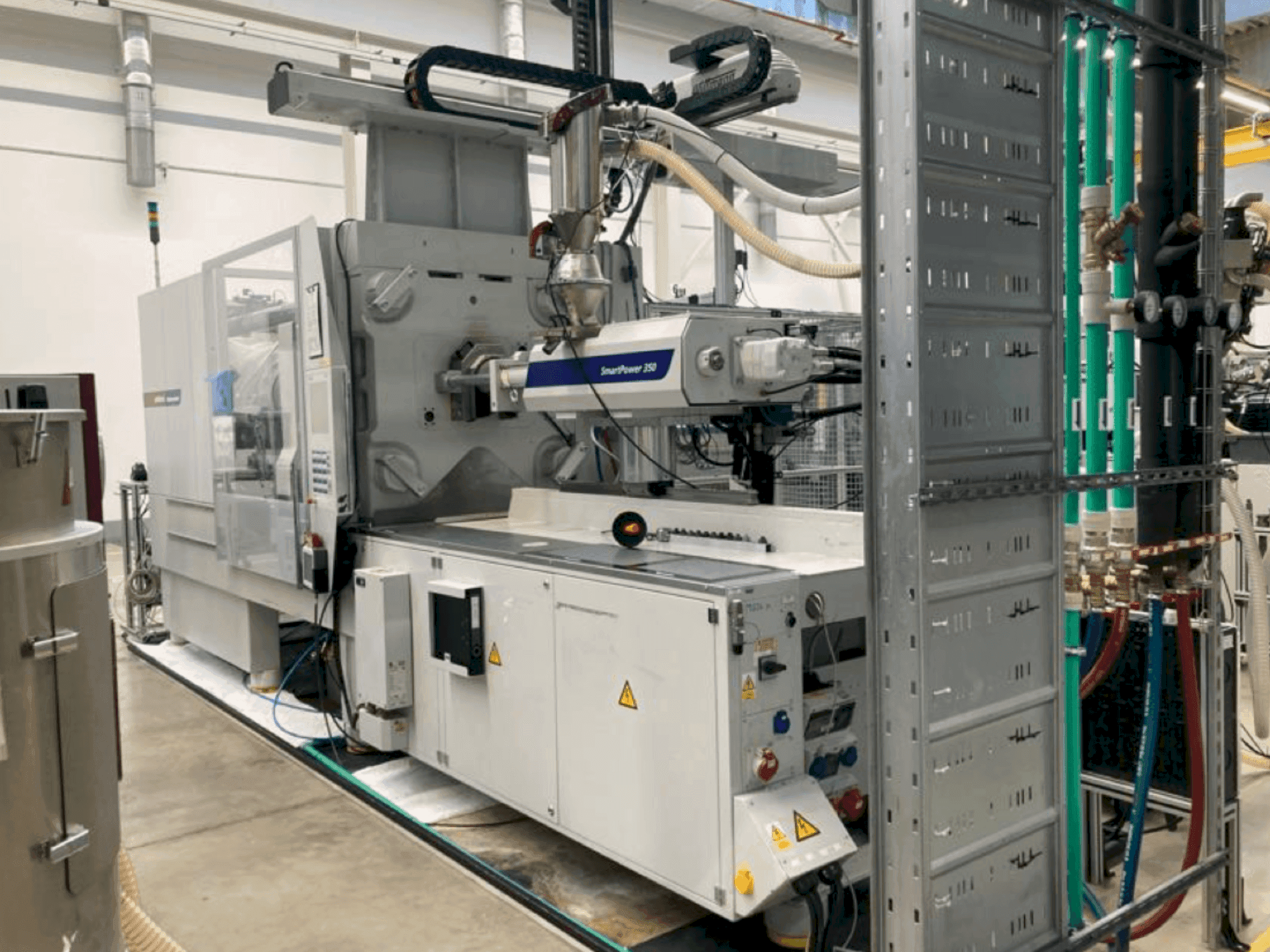 Vista Frontal da WITTMANN Battenfeld SmartPower 350/1000 UNILOG BGP máquina