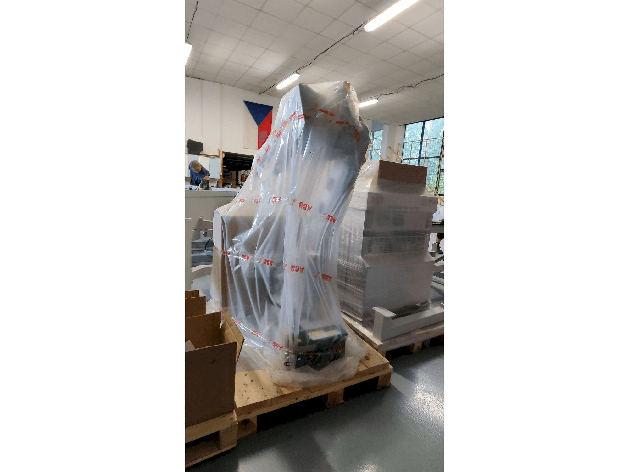 Vista Frontal da ABB IRB 4600 máquina