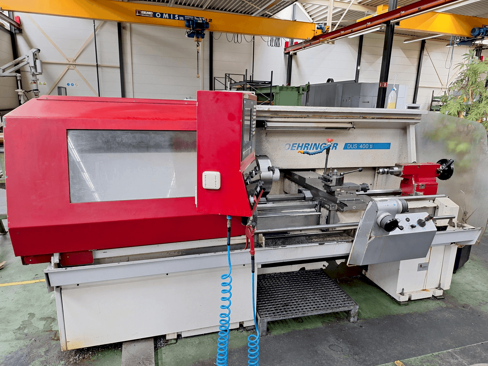 Vista Frontal da BOEHRINGER DUS 400 ti máquina