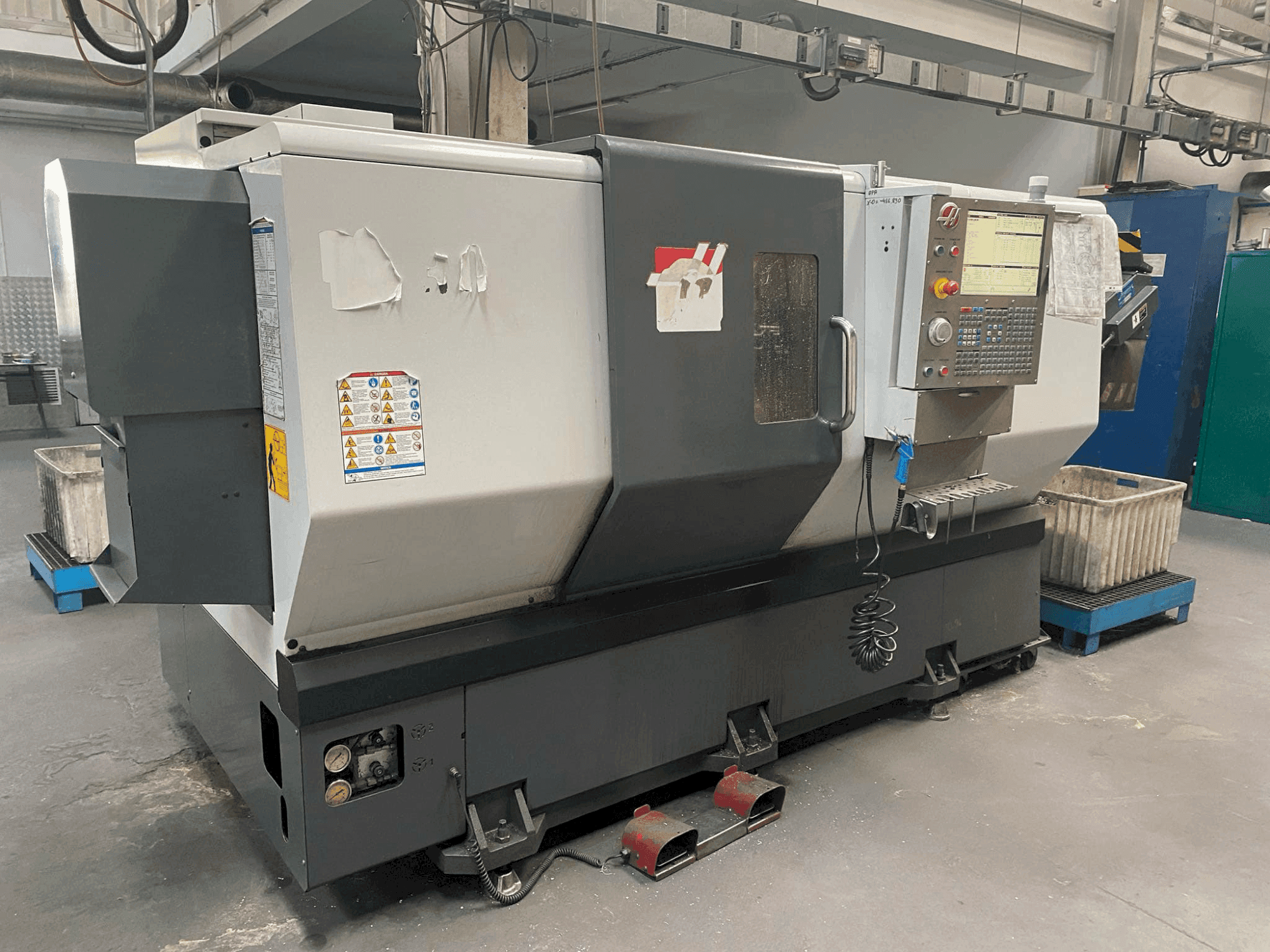 Vista Frontal da HAAS DS-30 máquina