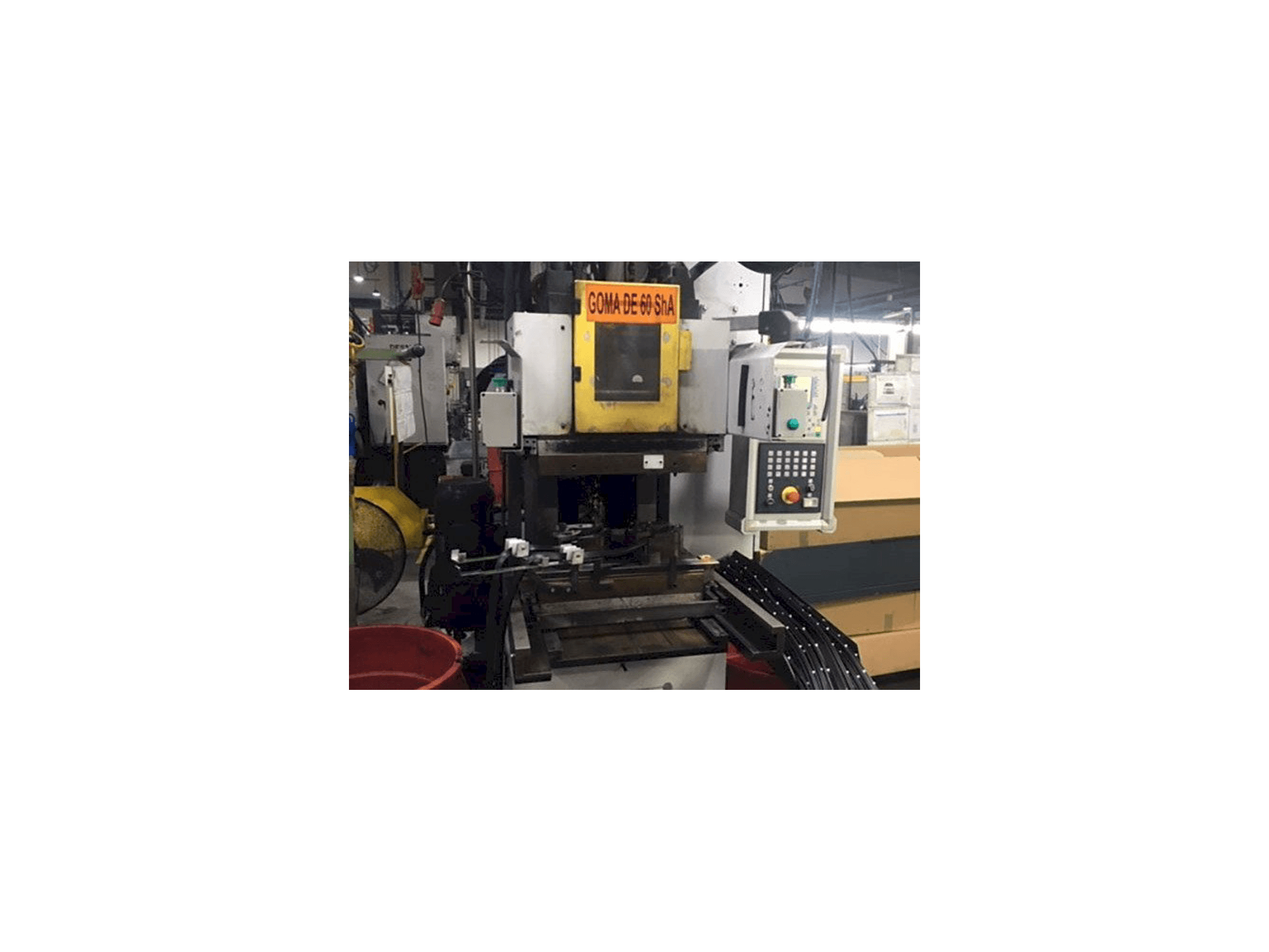 Vista Frontal da Kloeckner Desma 956.050 Z0 máquina