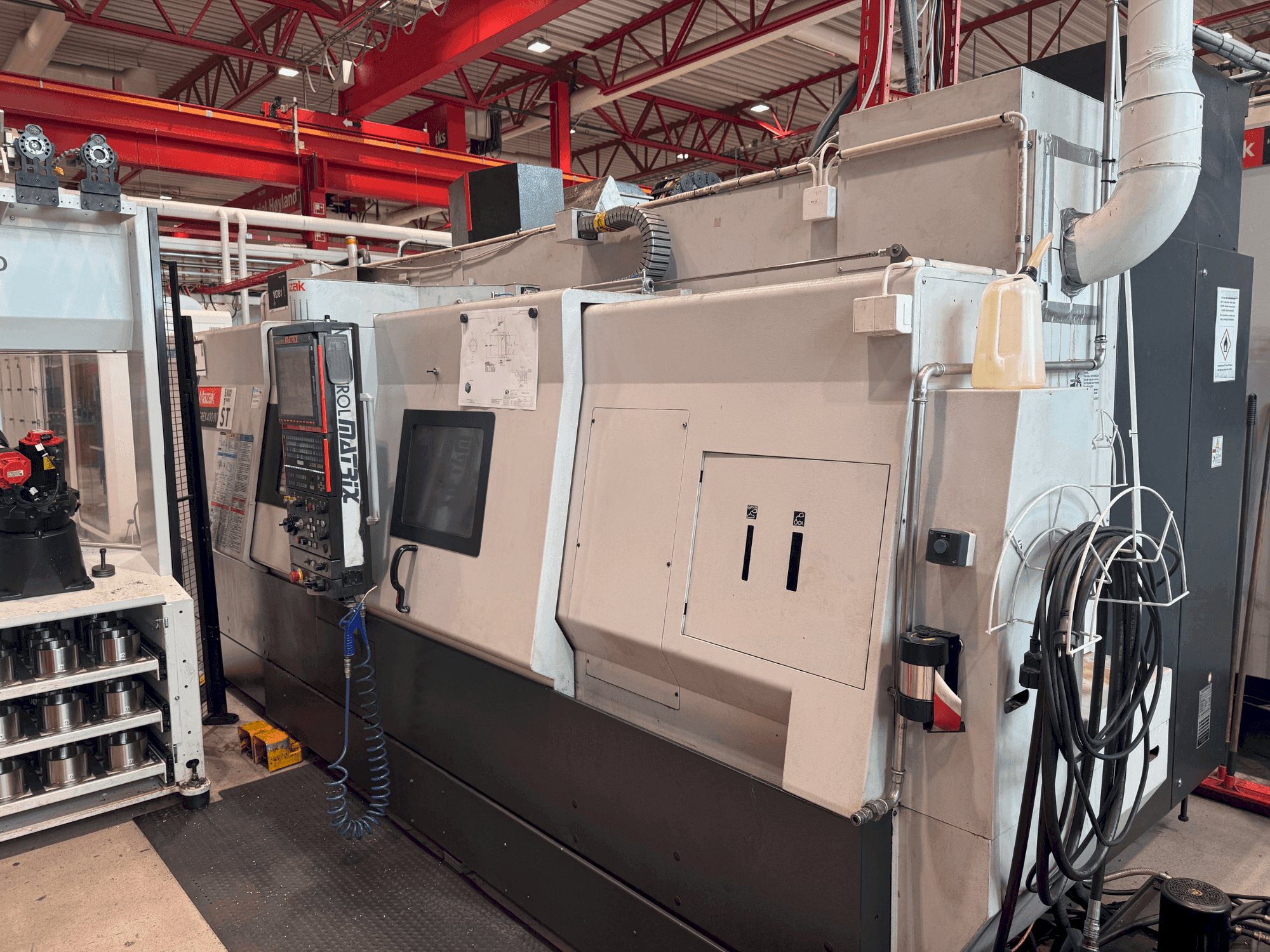 Vista Frontal da Mazak Integrex 400-IV ST máquina