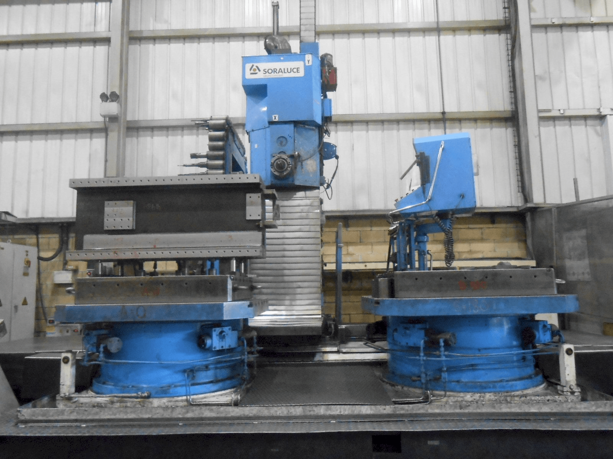 Vista Frontal da Soraluce CMH-100 máquina