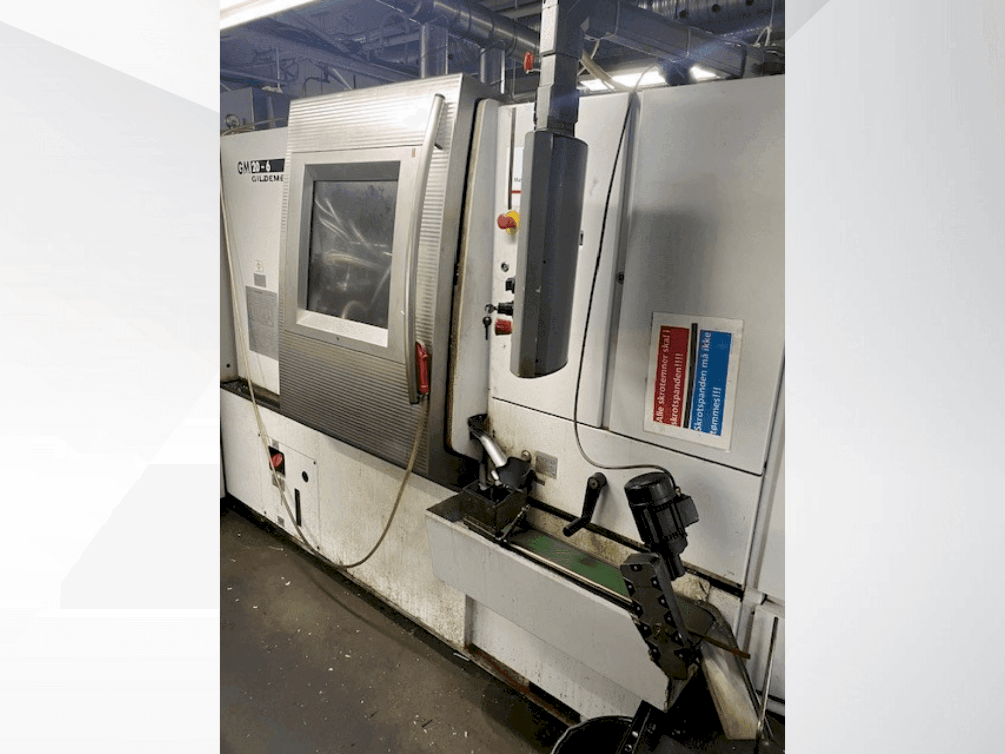 Vista Frontal da Gildemeister GM 20-6 máquina